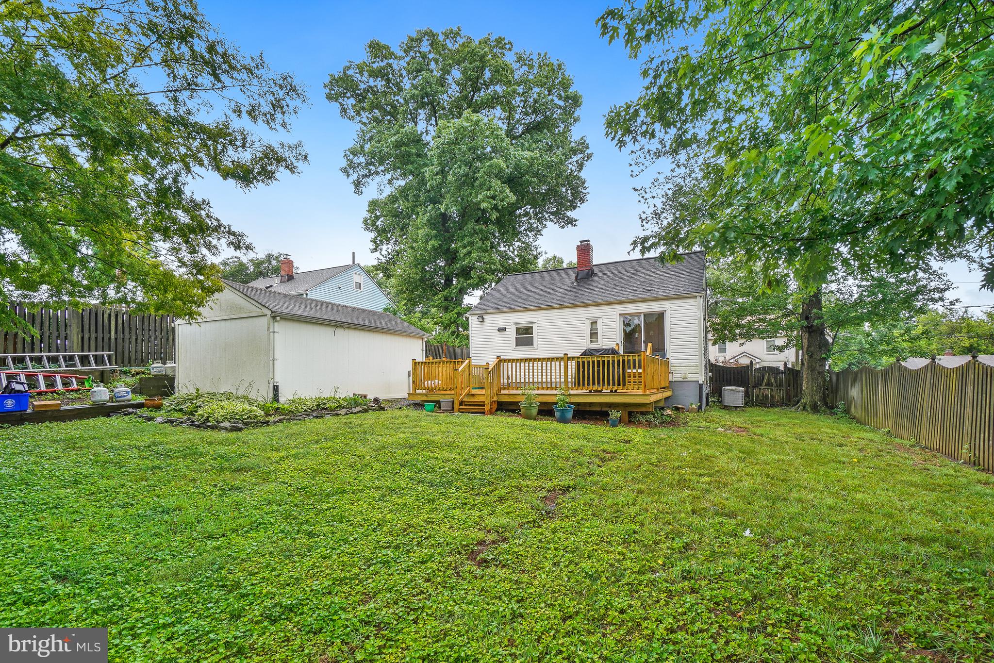 VIERS MILL VILLAGE - Residential