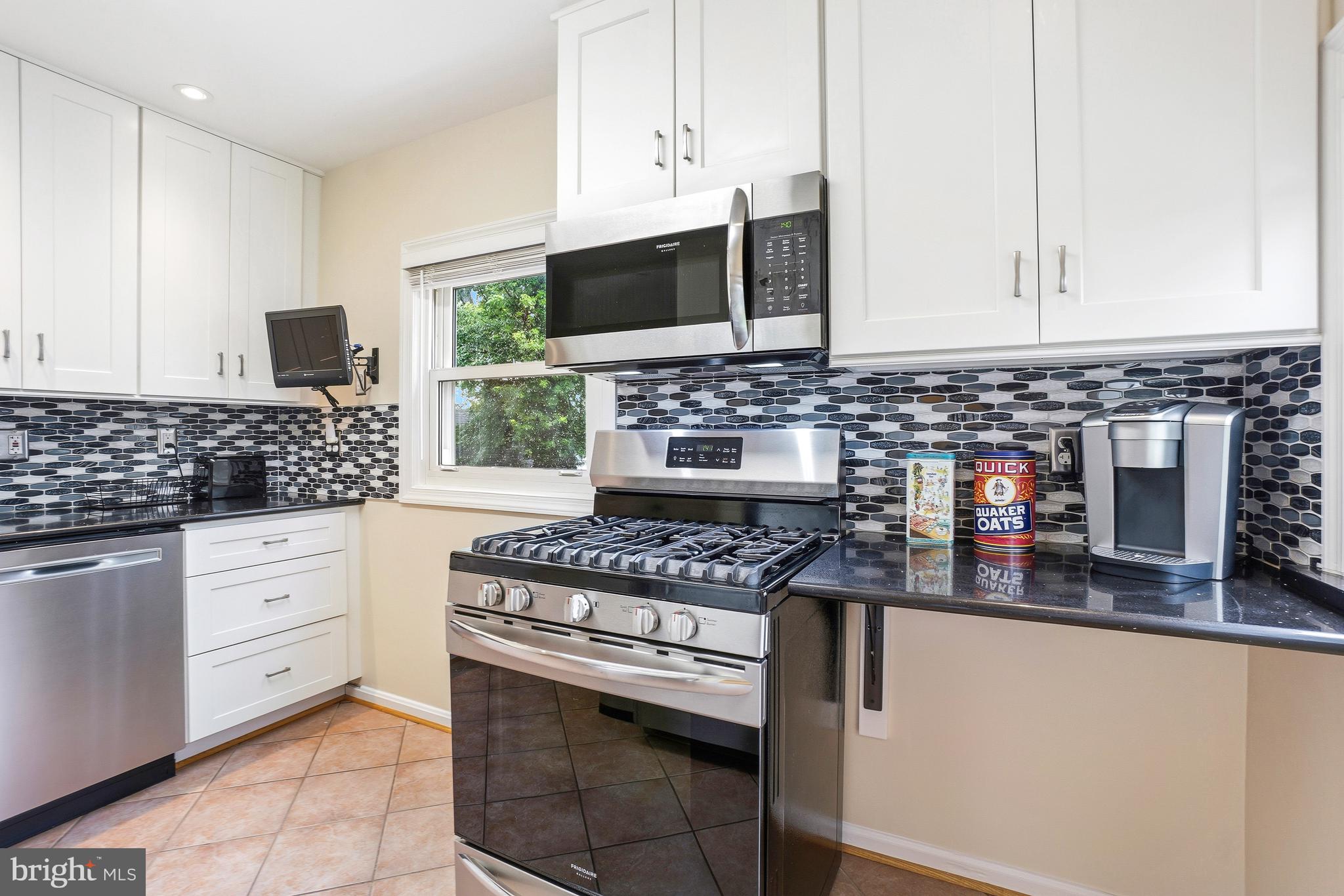 VIERS MILL VILLAGE - Residential
