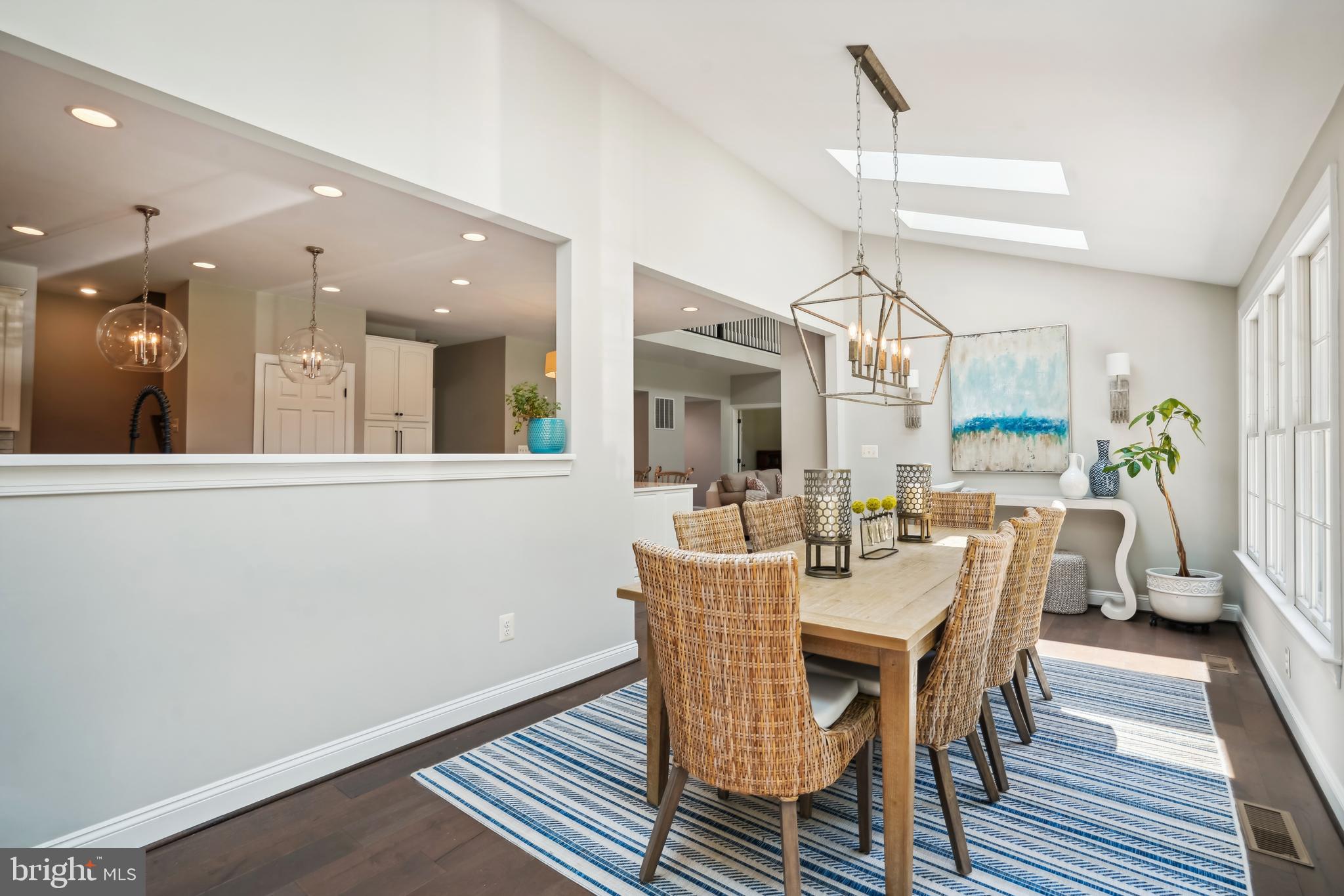 OAKTON CHASE - Residential