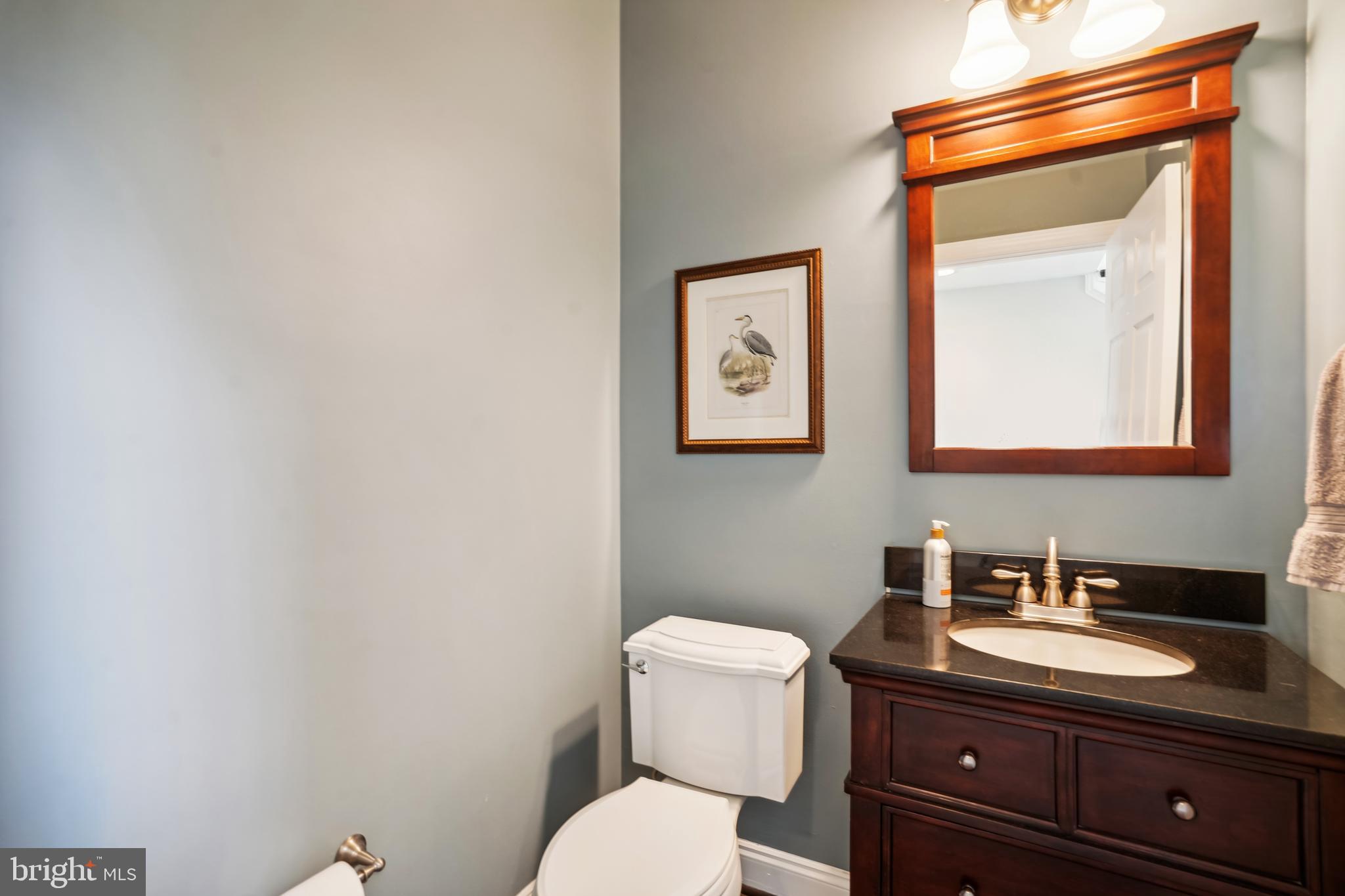 OAKTON CHASE - Residential