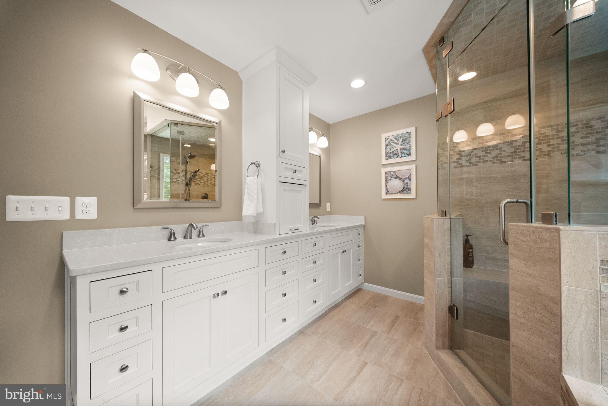 CLIFTON FARM - Residential