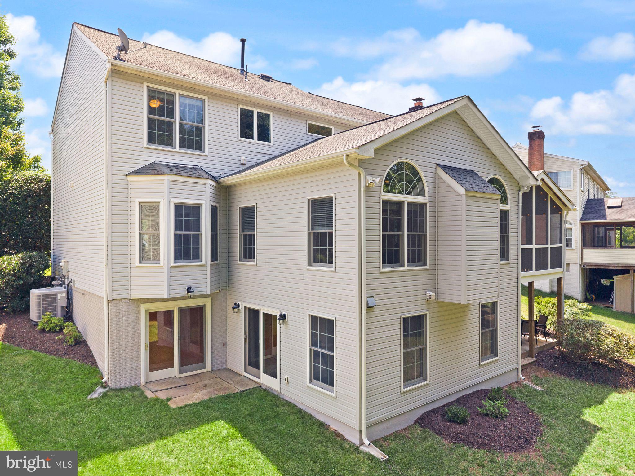CLIFTON FARM - Residential