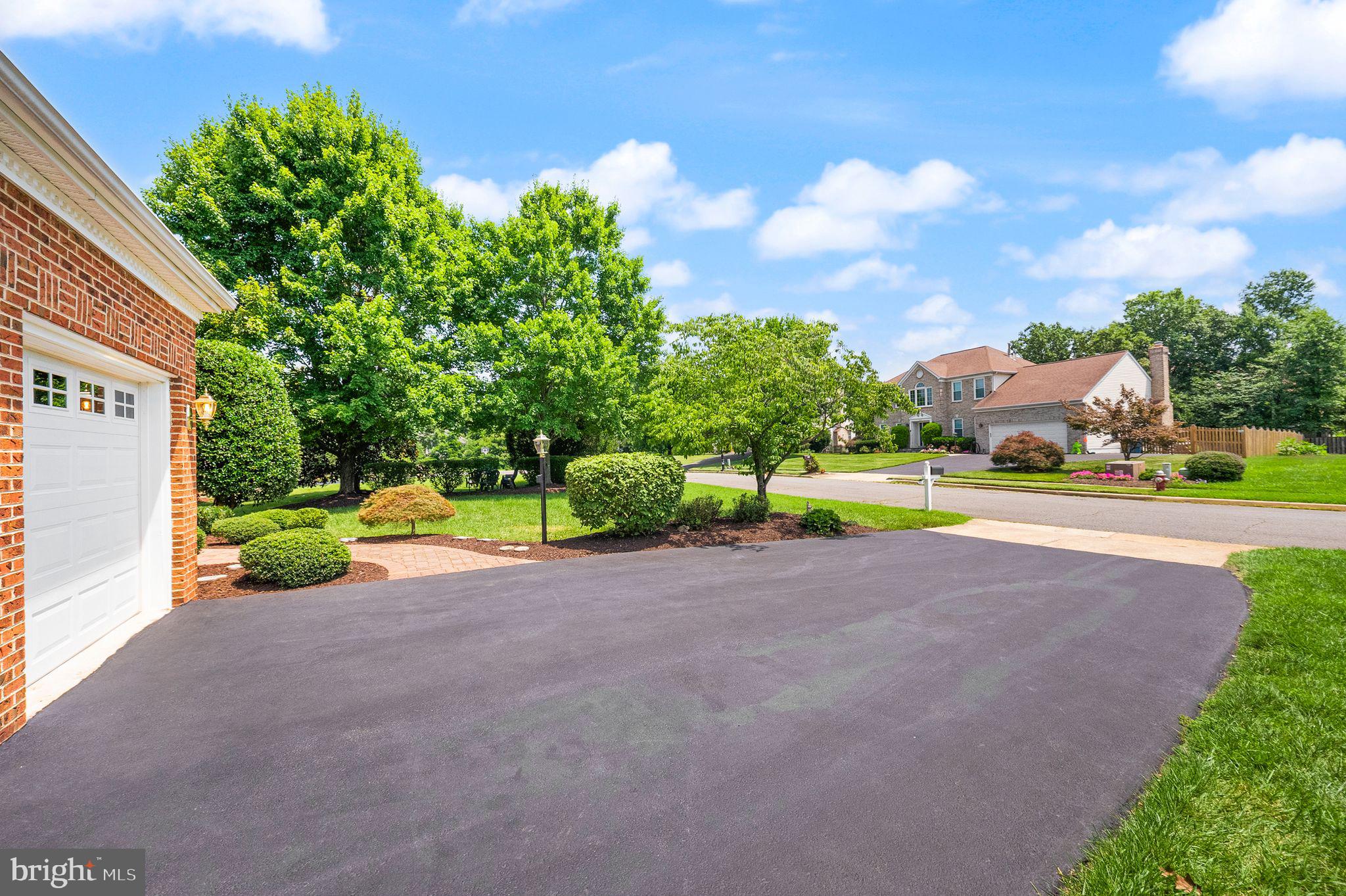 CLIFTON FARM - Residential
