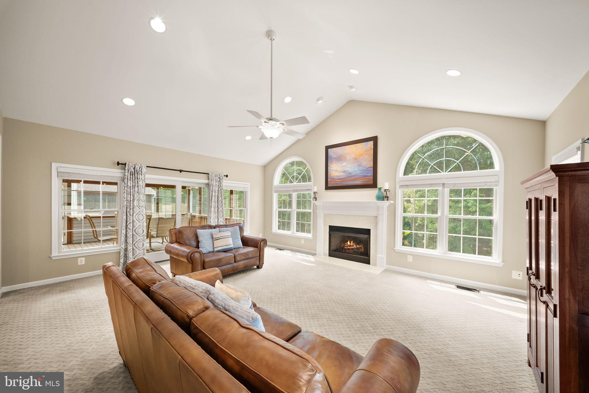 CLIFTON FARM - Residential