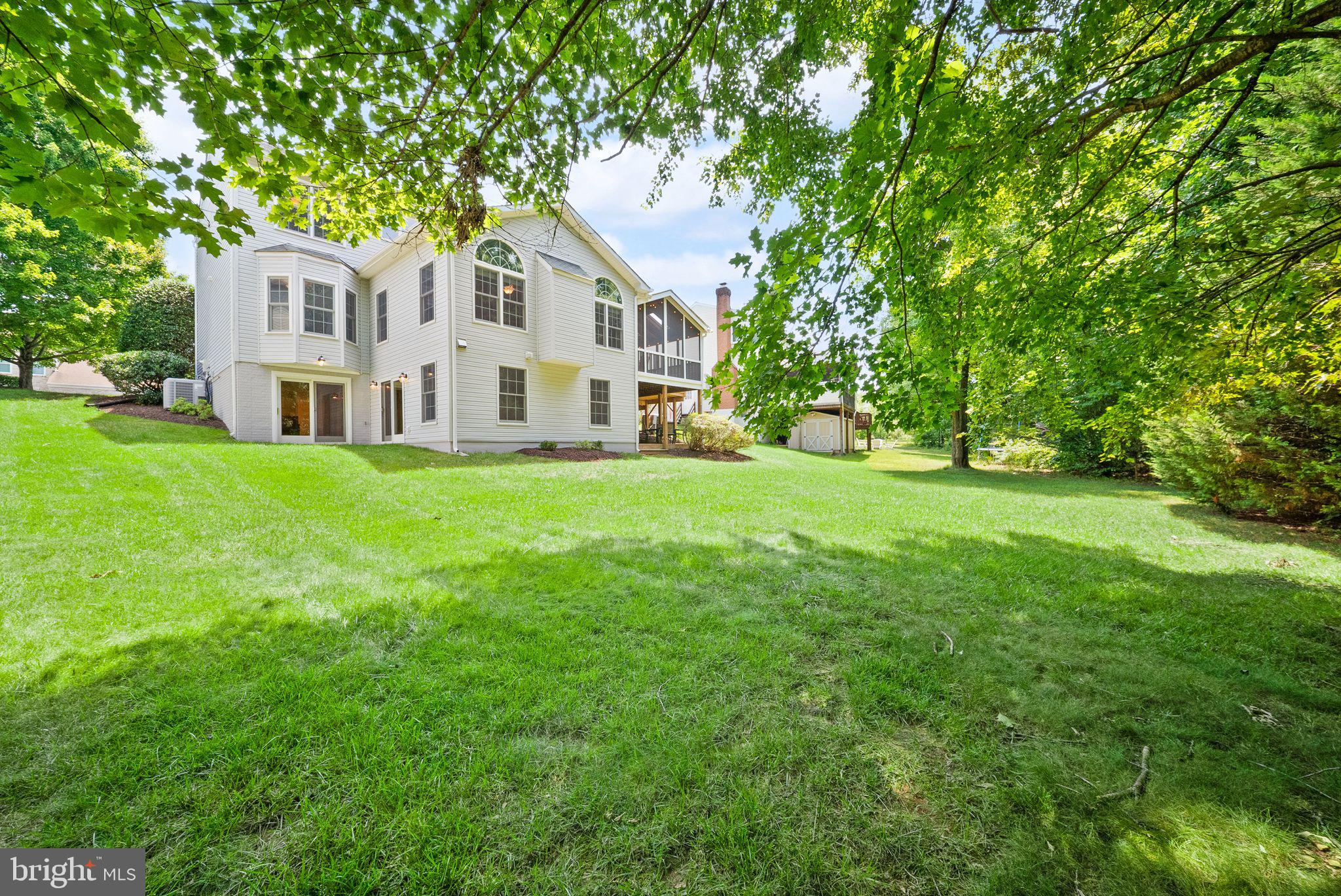 CLIFTON FARM - Residential