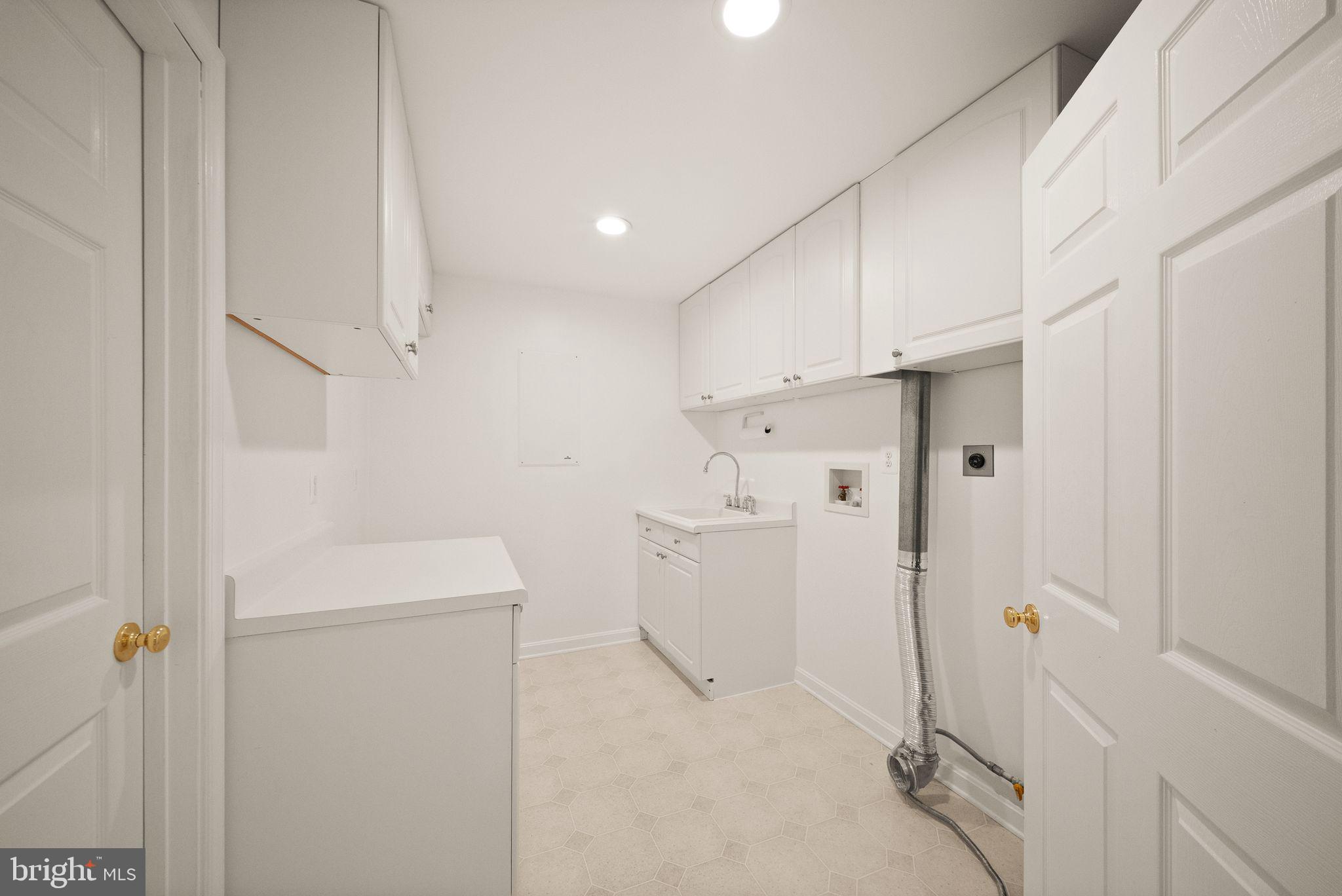 CLIFTON FARM - Residential