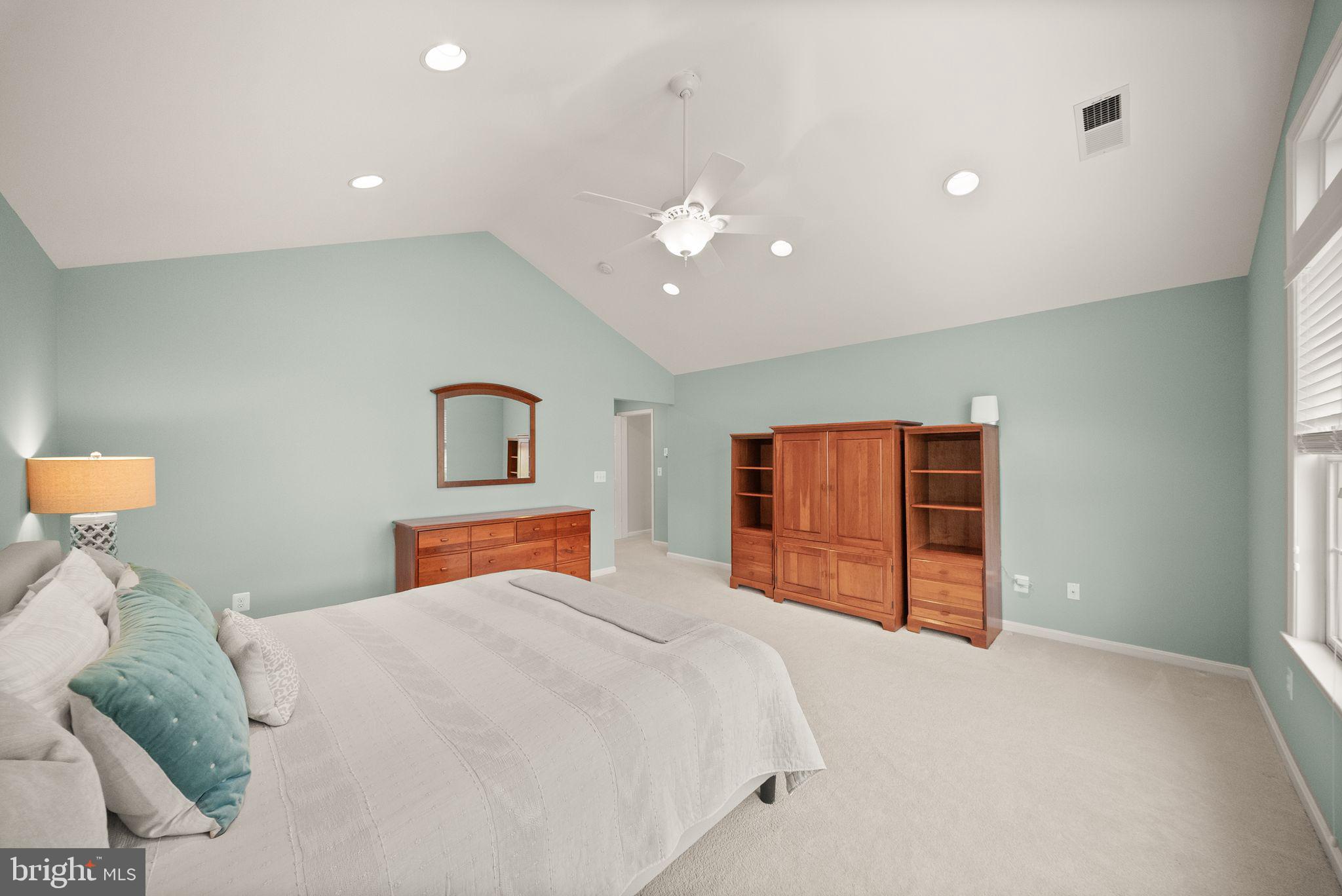 CLIFTON FARM - Residential