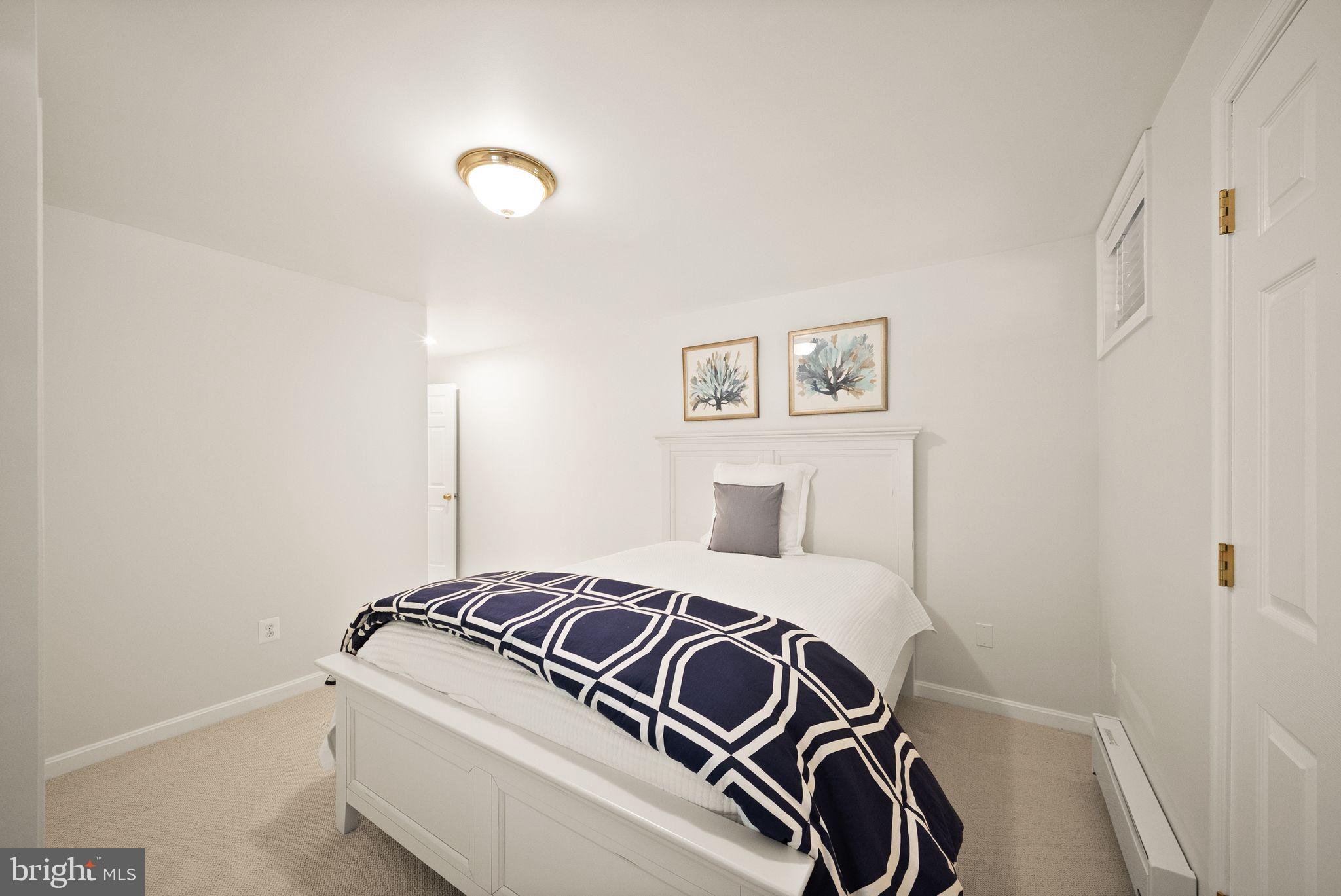 CLIFTON FARM - Residential
