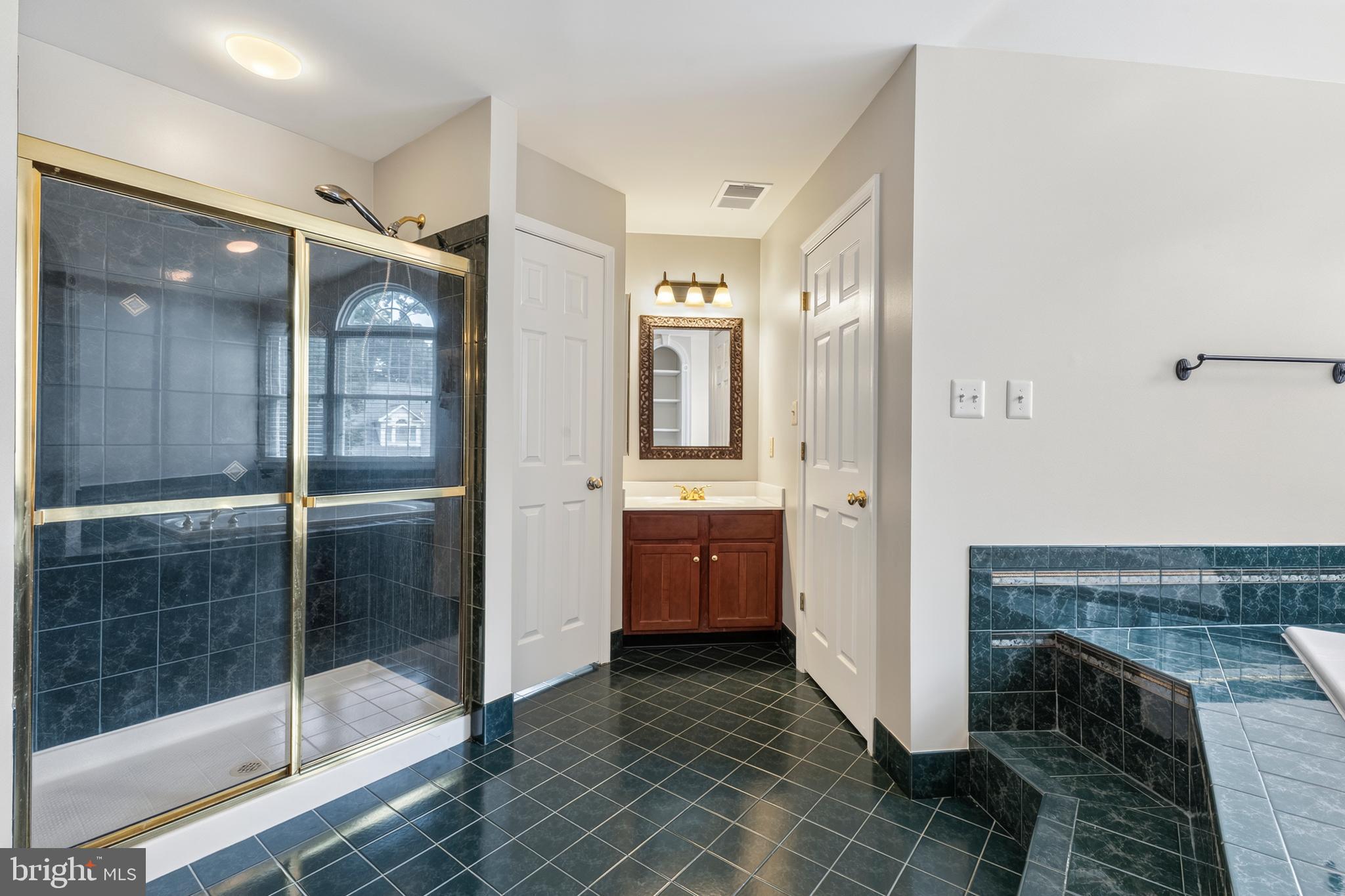 LAKE MANASSAS - Residential