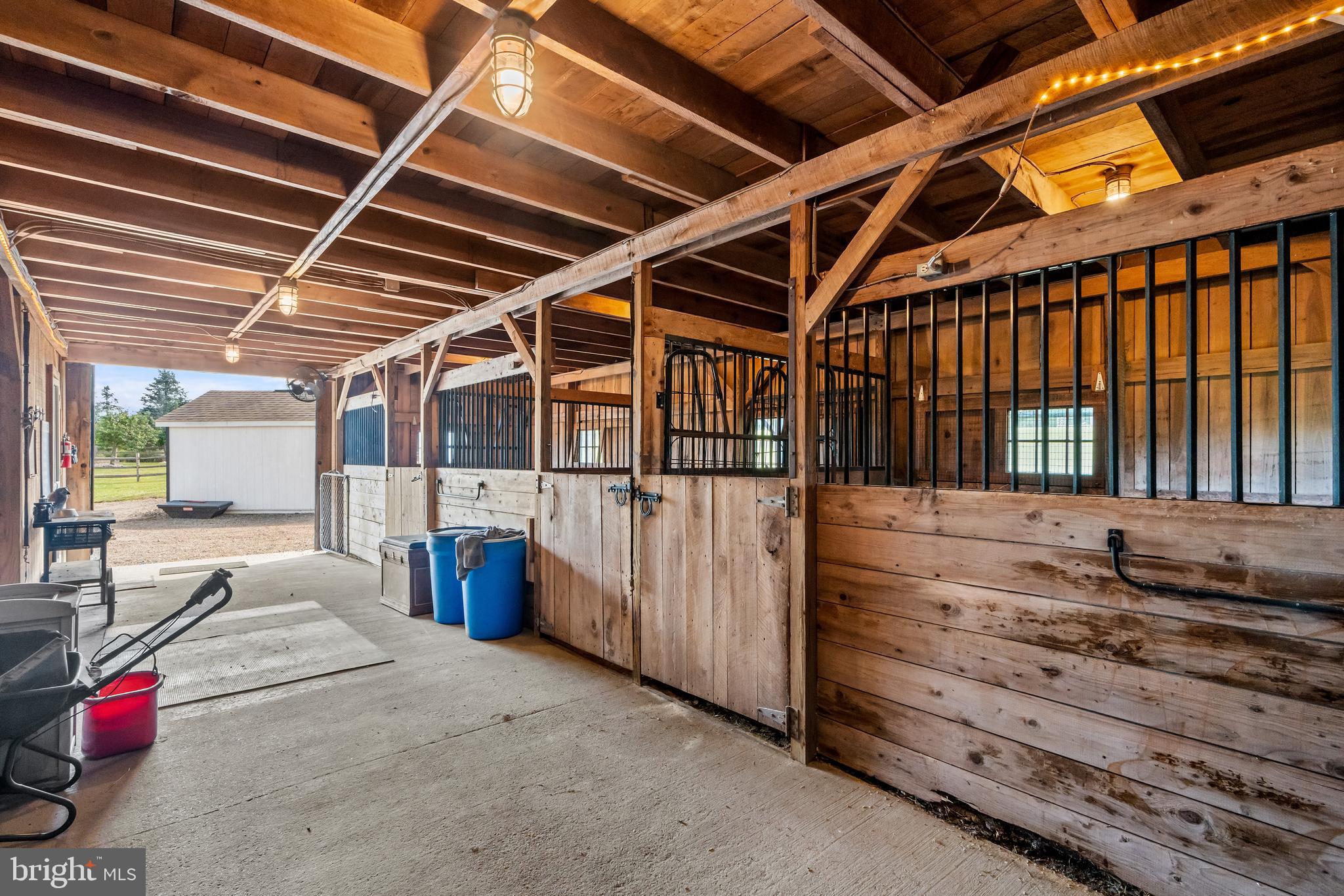 MIDDLE CREEK ESTS - Residential