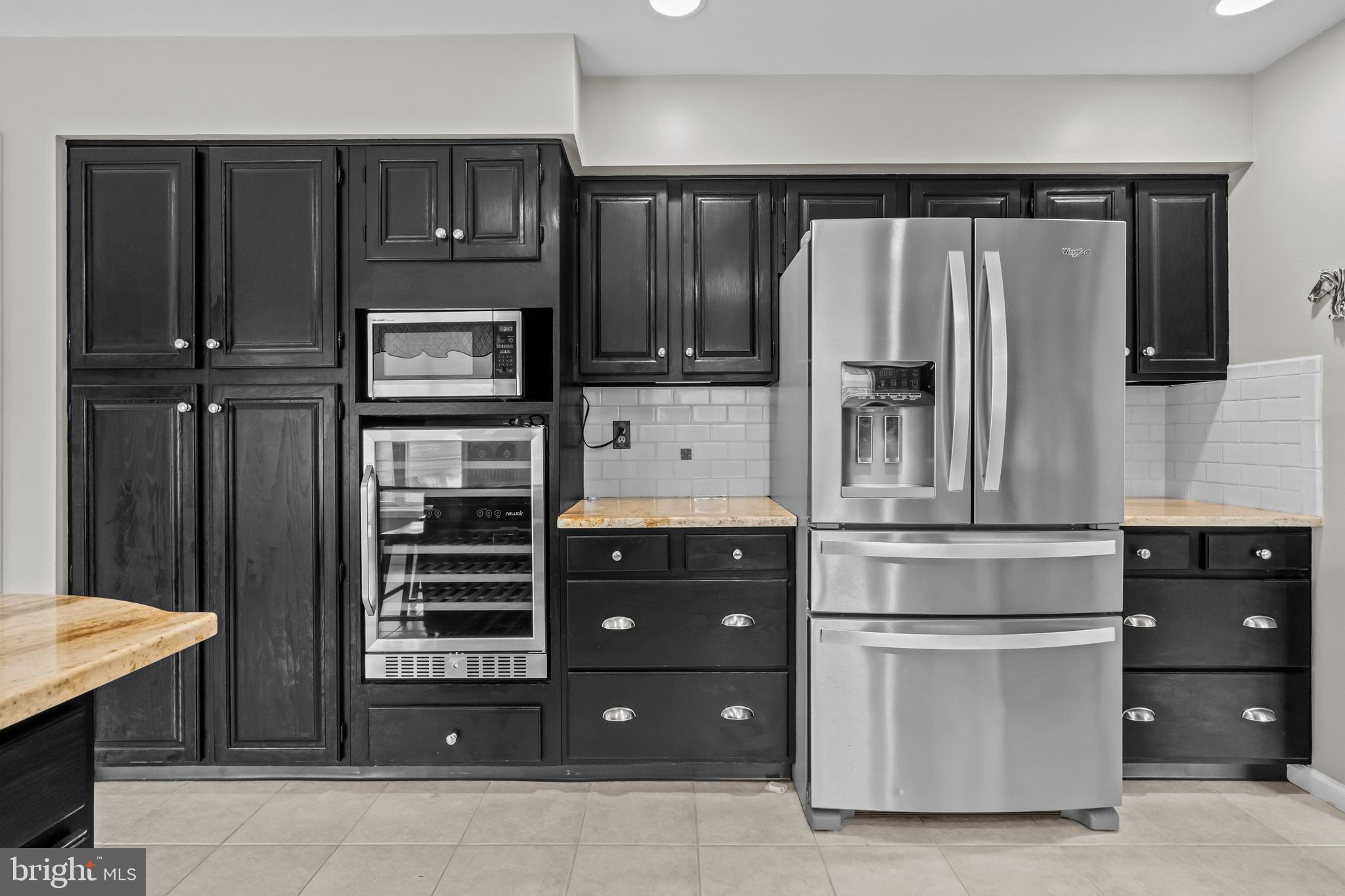 MIDDLE CREEK ESTS - Residential