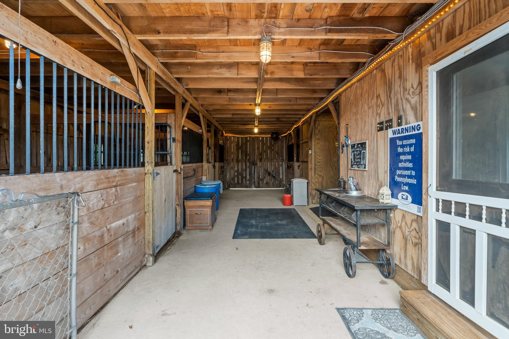 MIDDLE CREEK ESTS - Residential