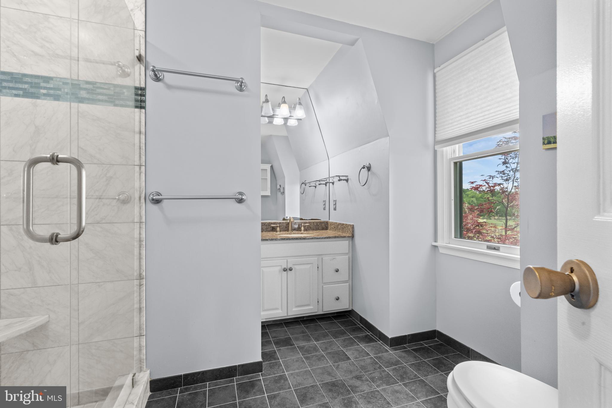 MIDDLE CREEK ESTS - Residential