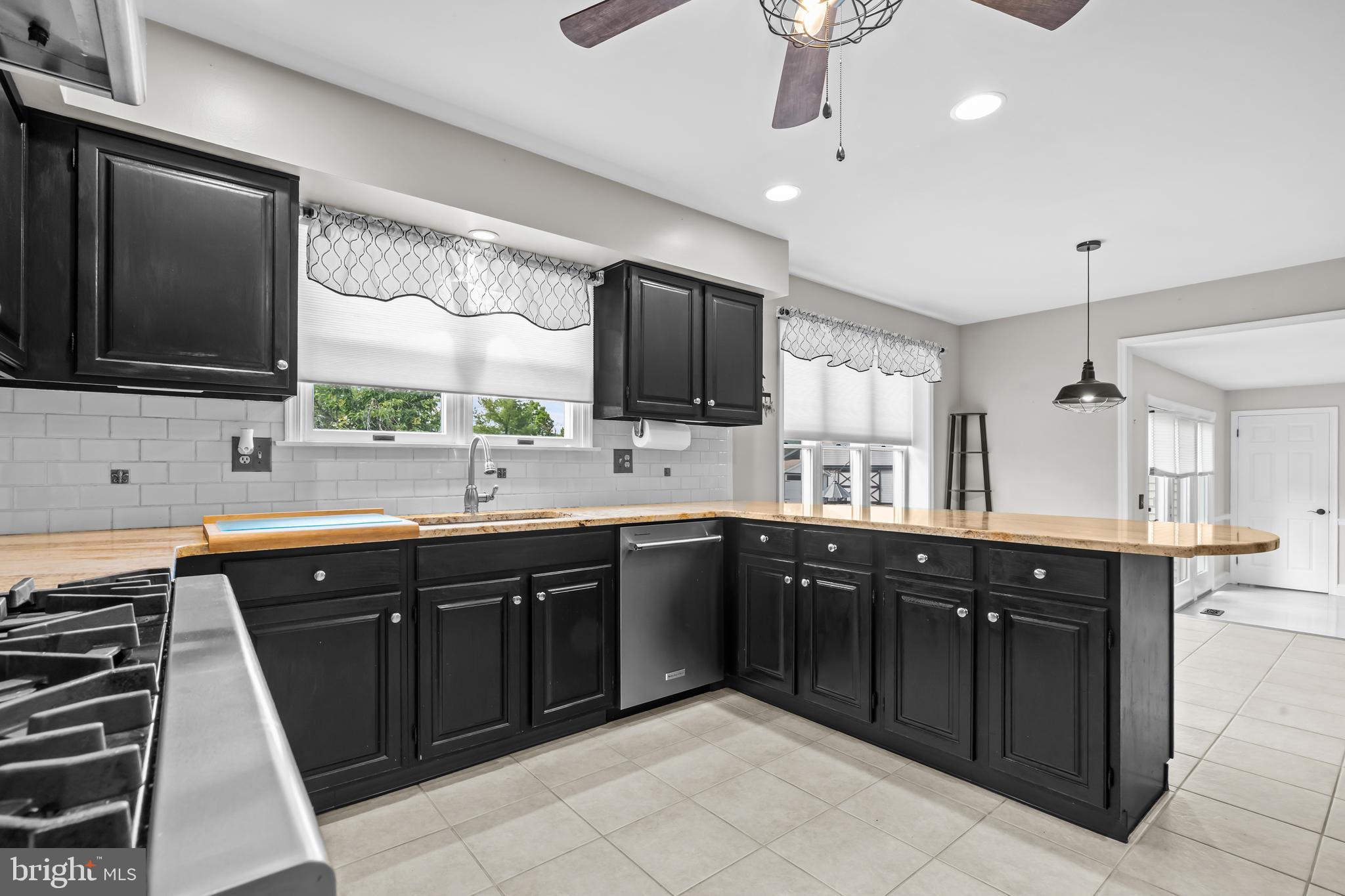 MIDDLE CREEK ESTS - Residential