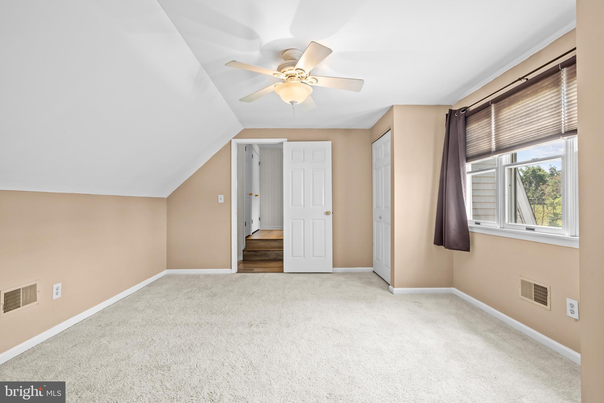 MIDDLE CREEK ESTS - Residential