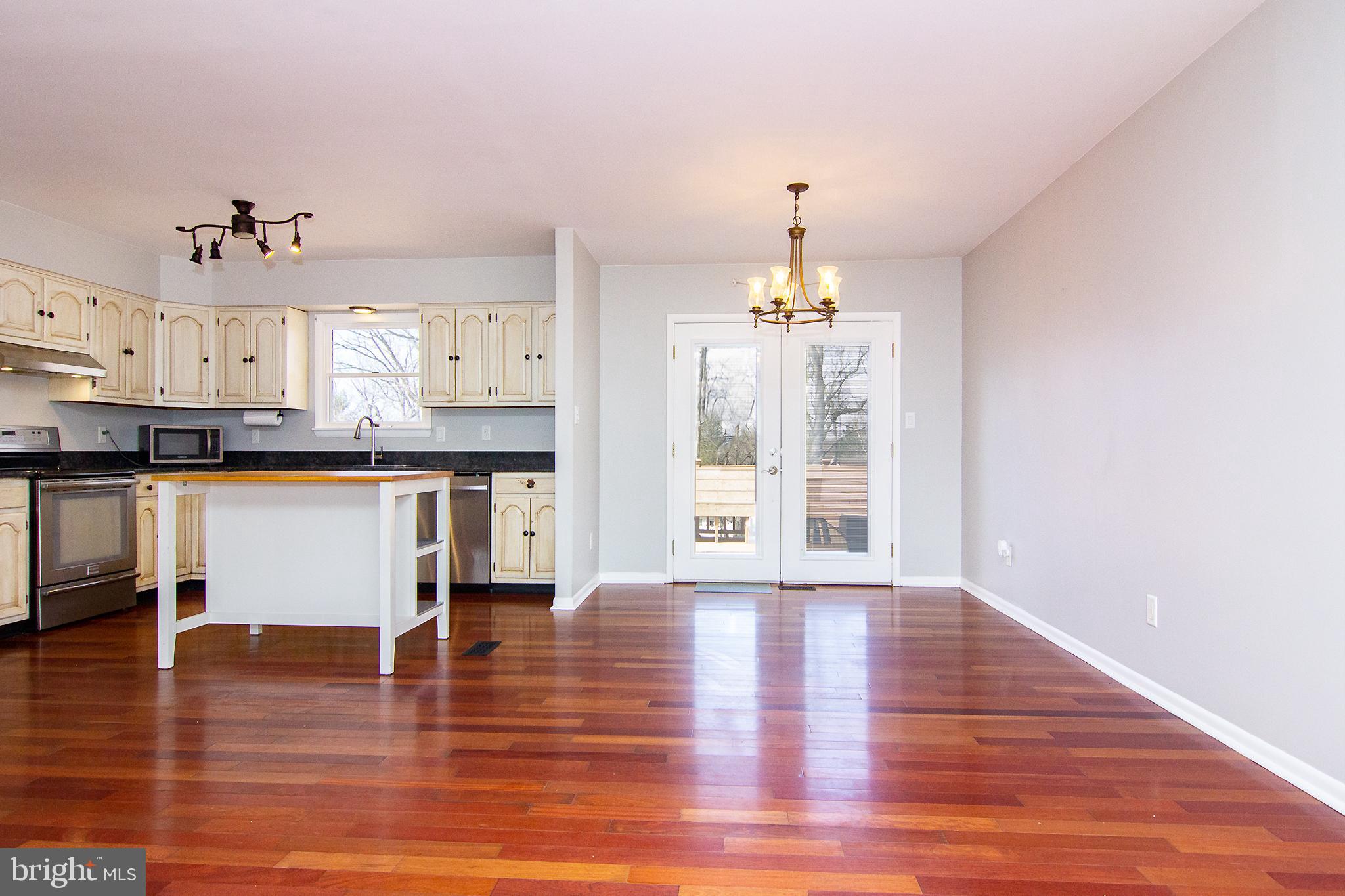 WALNUT RIDGE - Residential