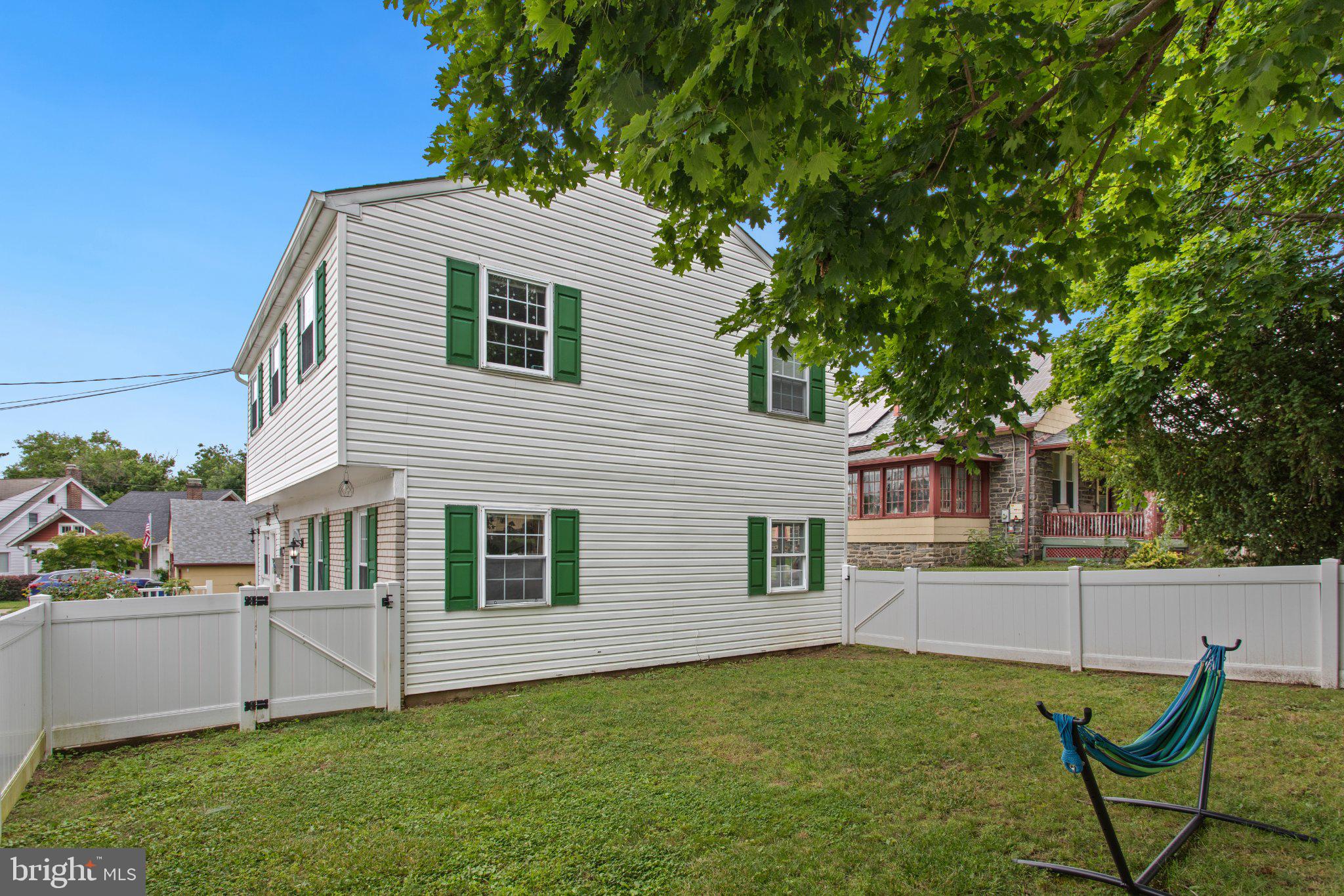 GLENSIDE - Residential