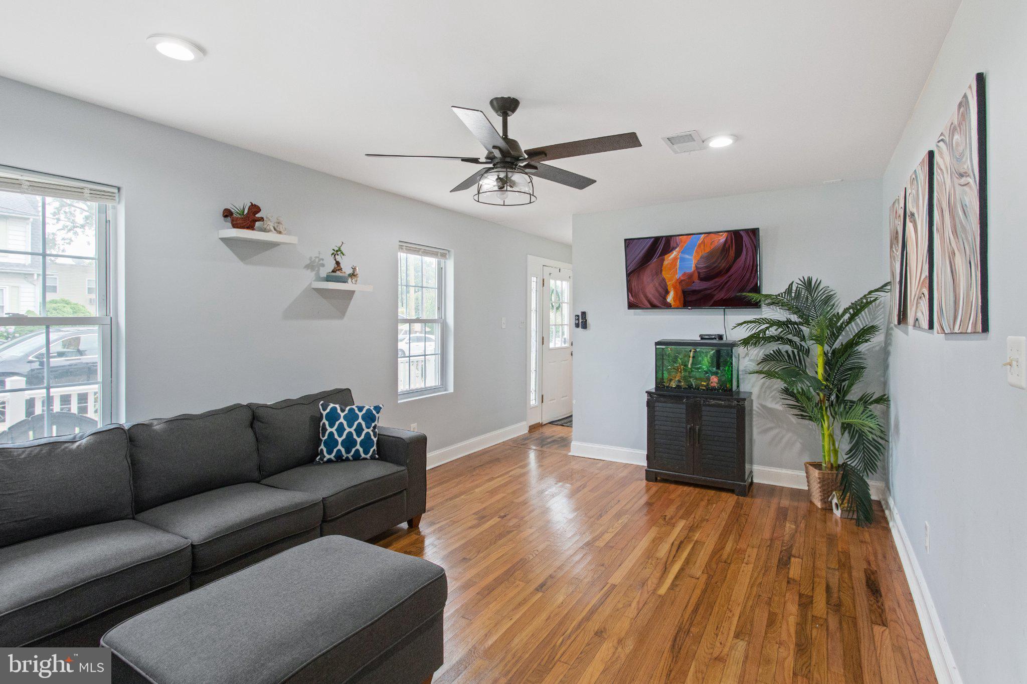 GLENSIDE - Residential