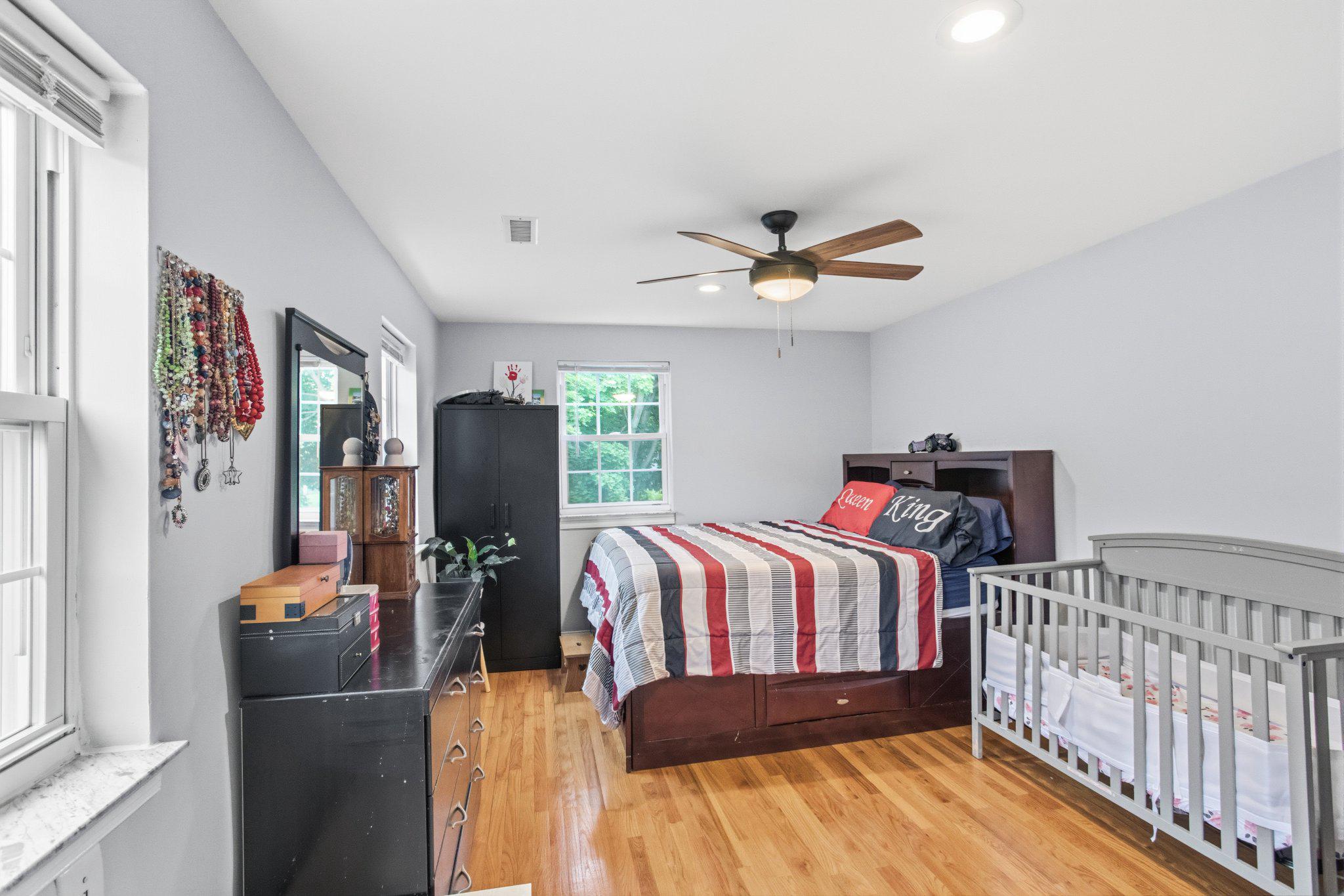 GLENSIDE - Residential