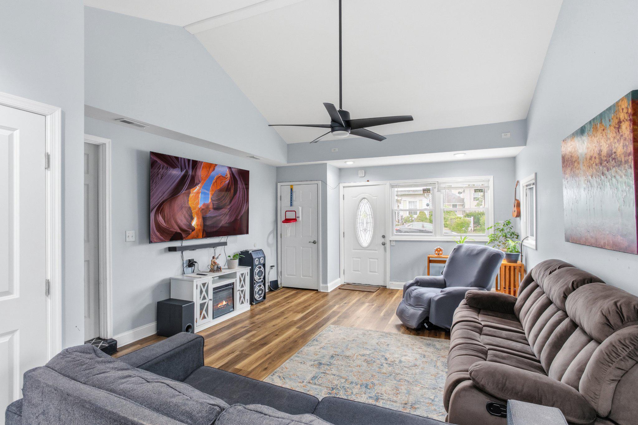 GLENSIDE - Residential