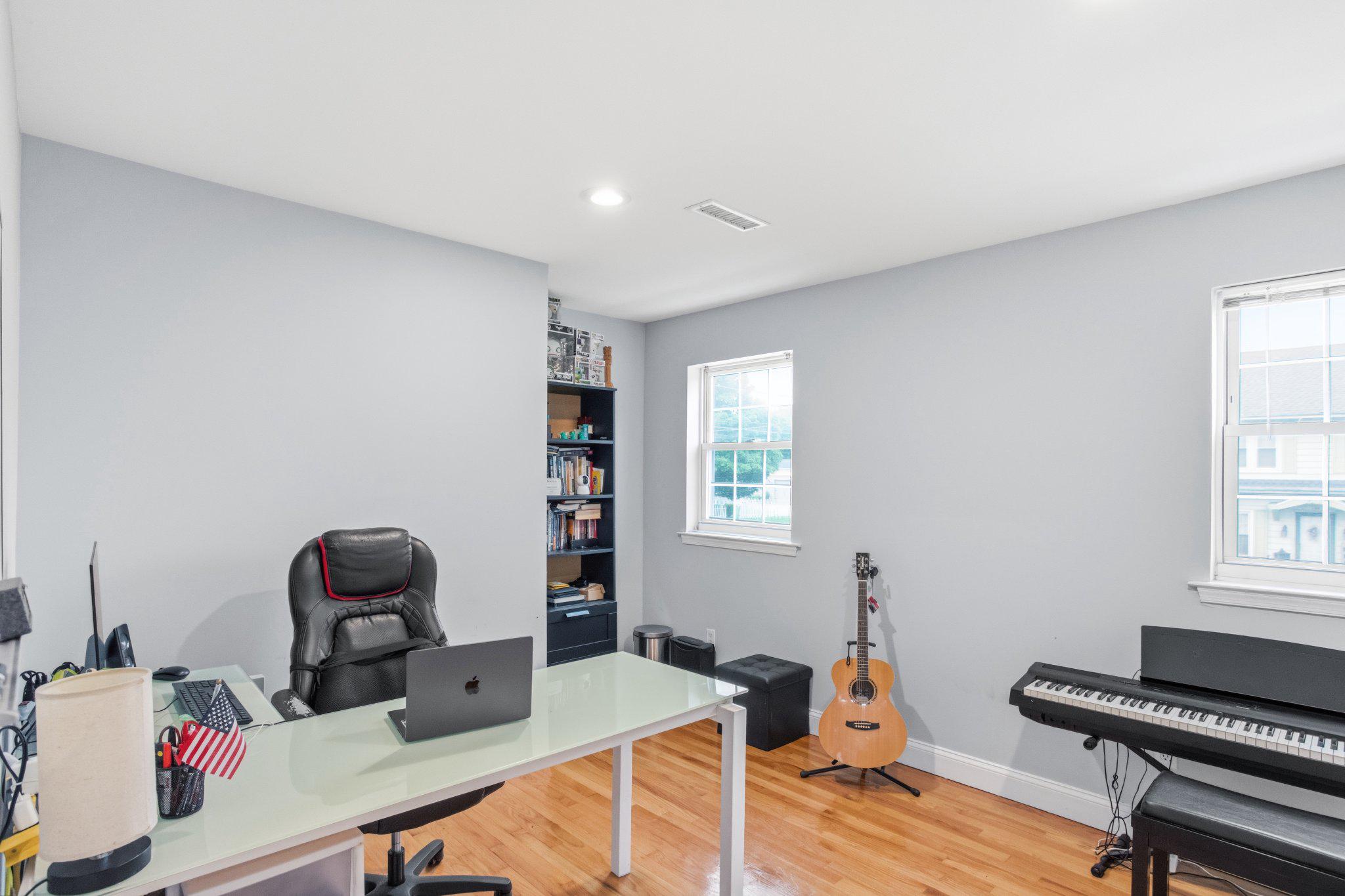 GLENSIDE - Residential