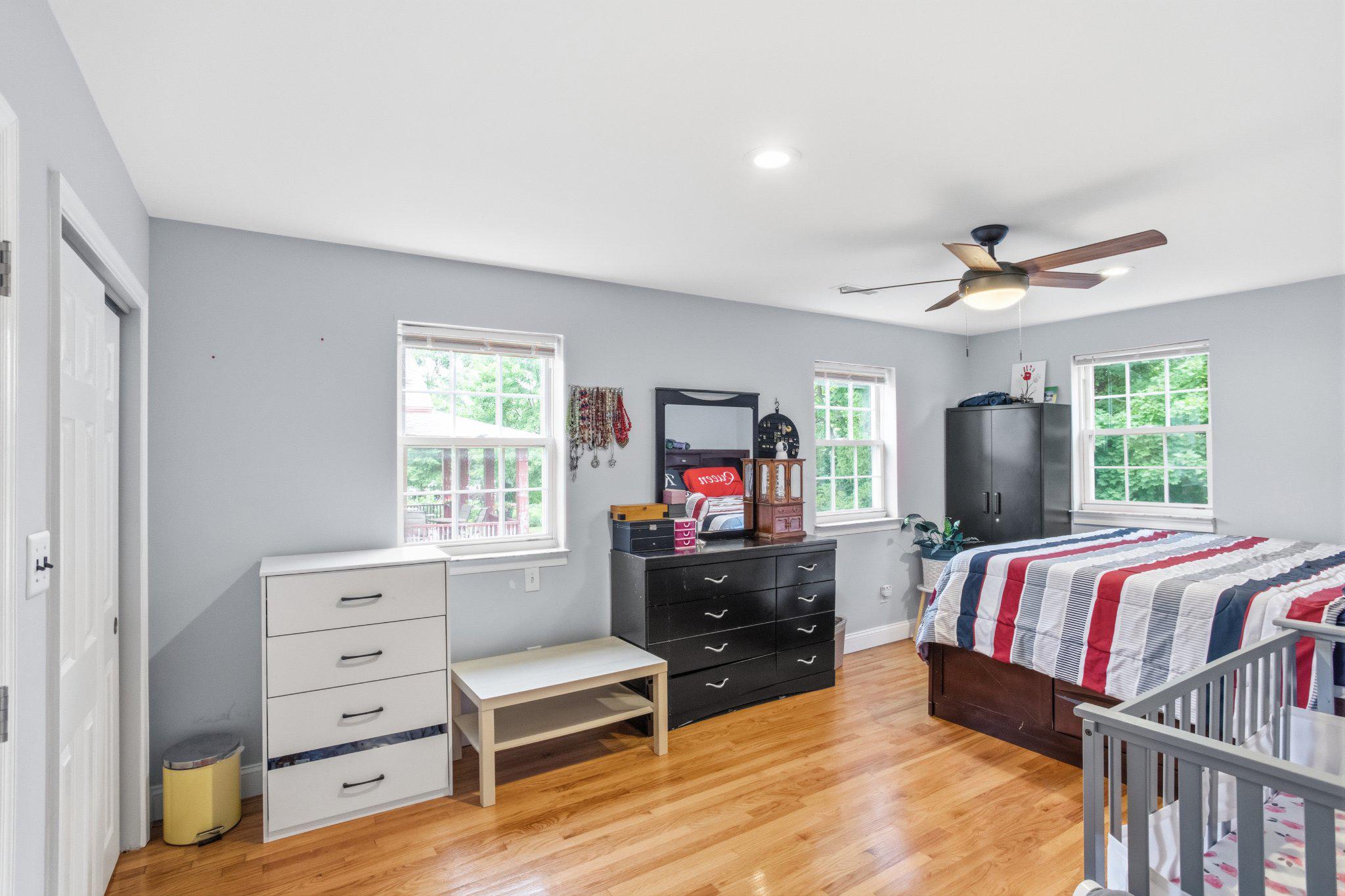 GLENSIDE - Residential