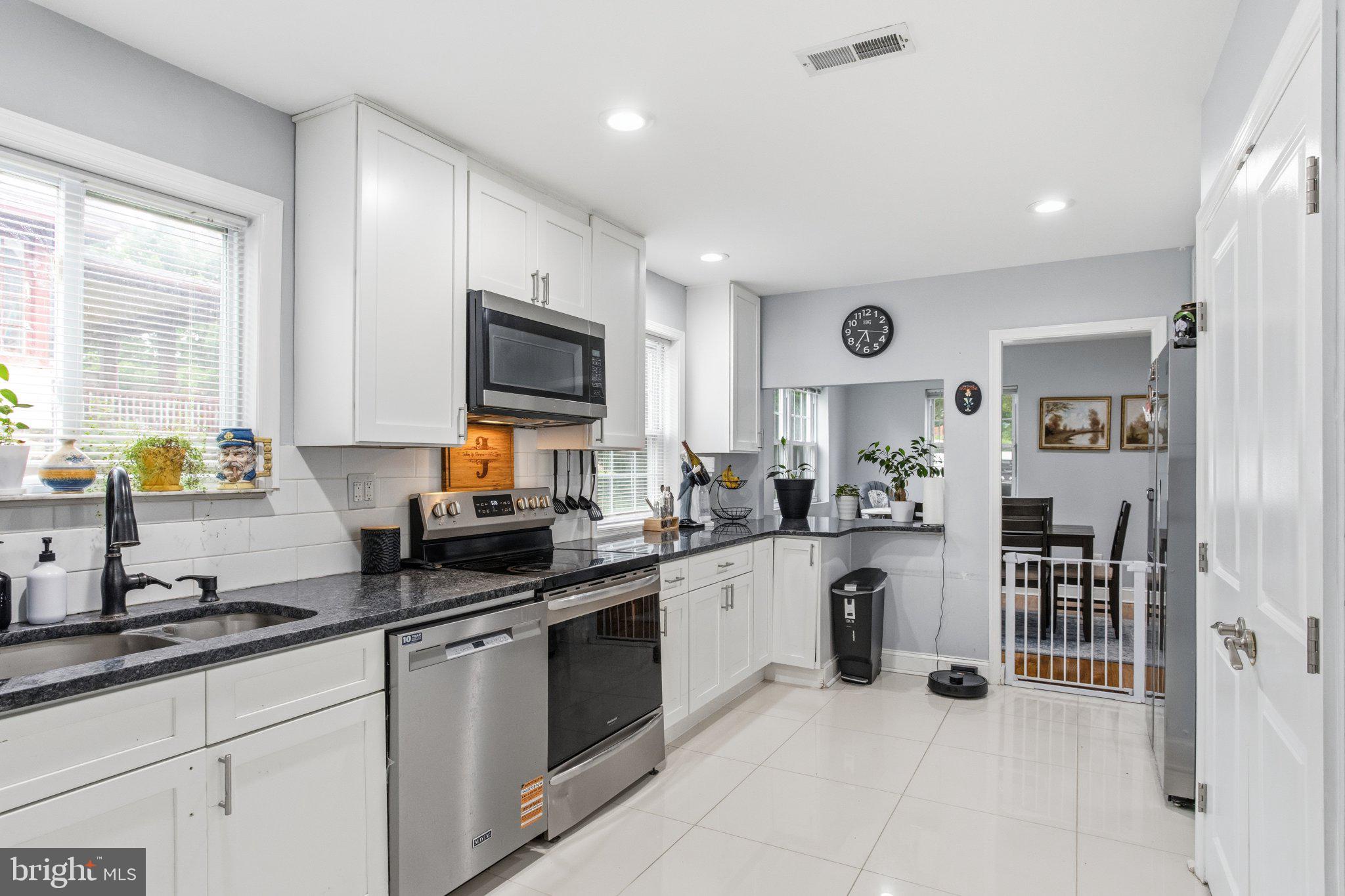 GLENSIDE - Residential