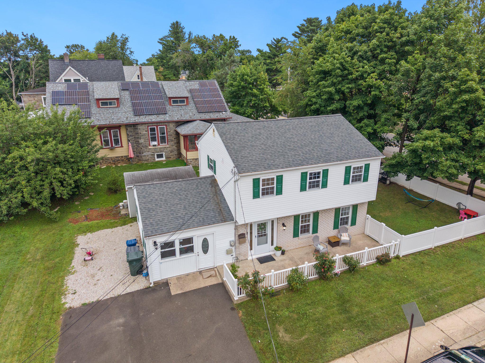 GLENSIDE - Residential