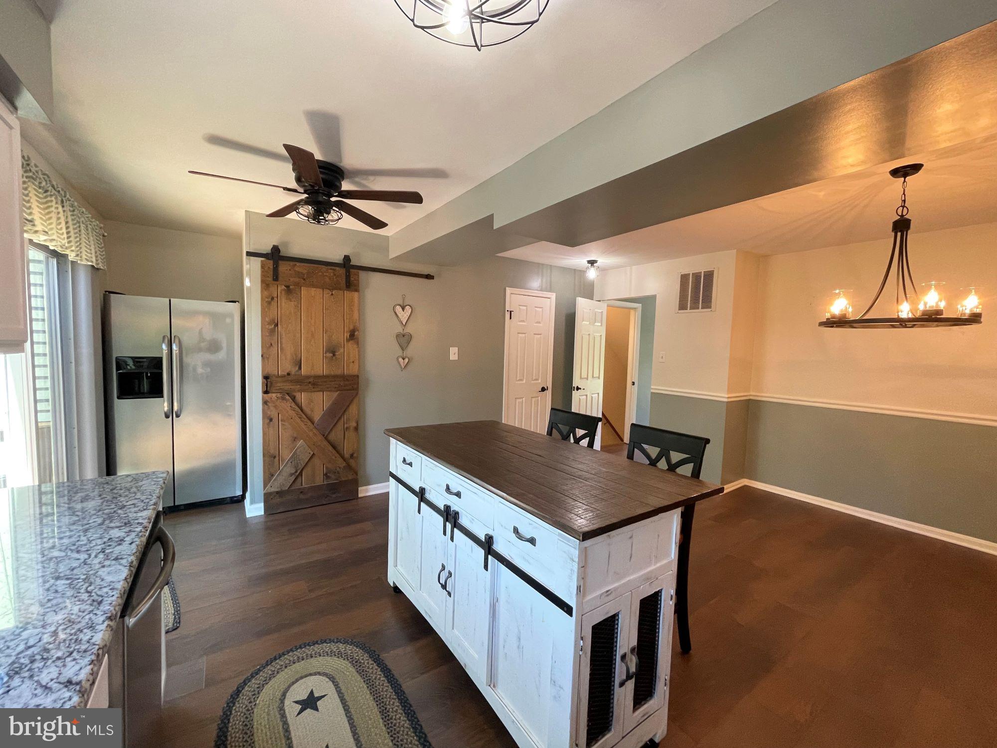 VILLAGE AT THOMAS RUN - Residential