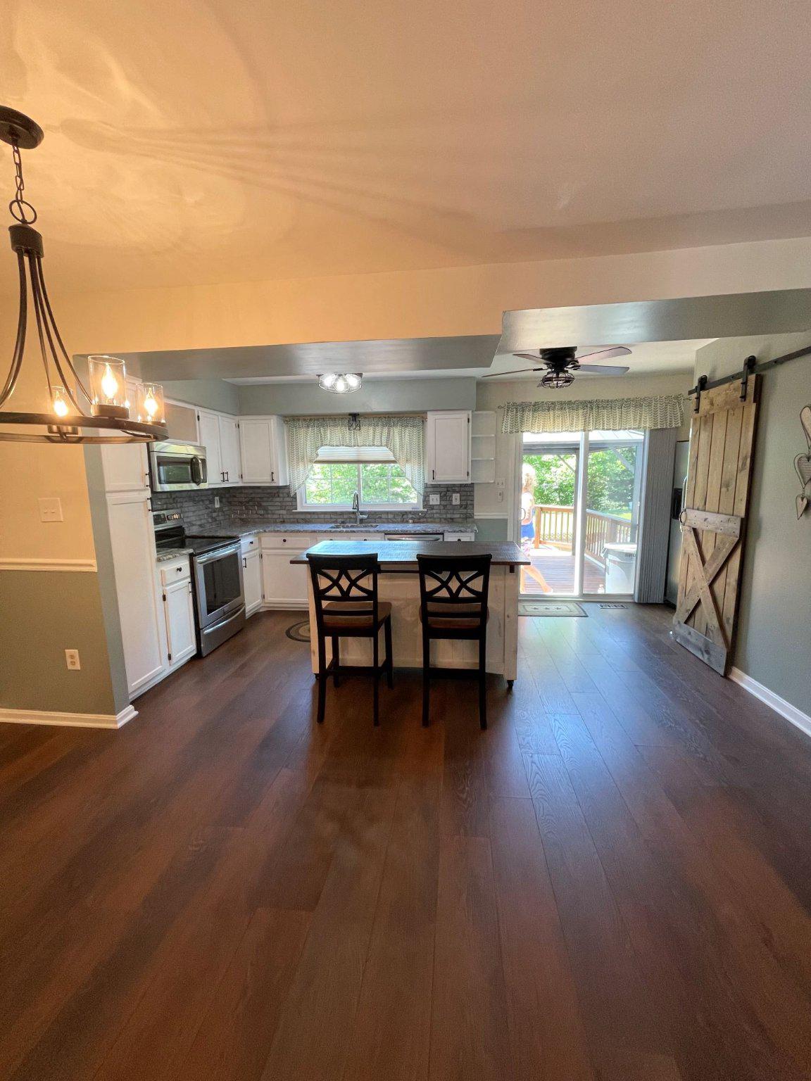 VILLAGE AT THOMAS RUN - Residential