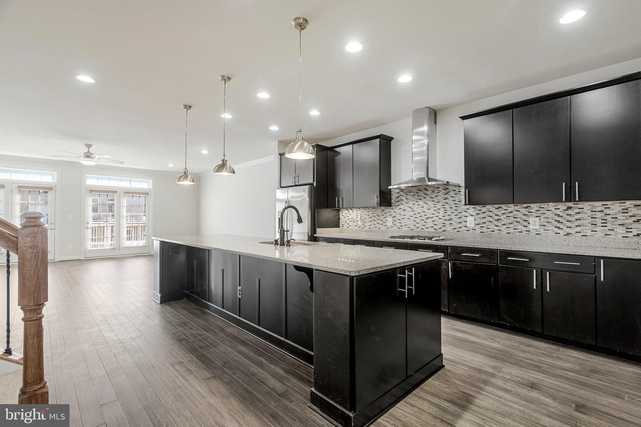 STONEGATE - Residential