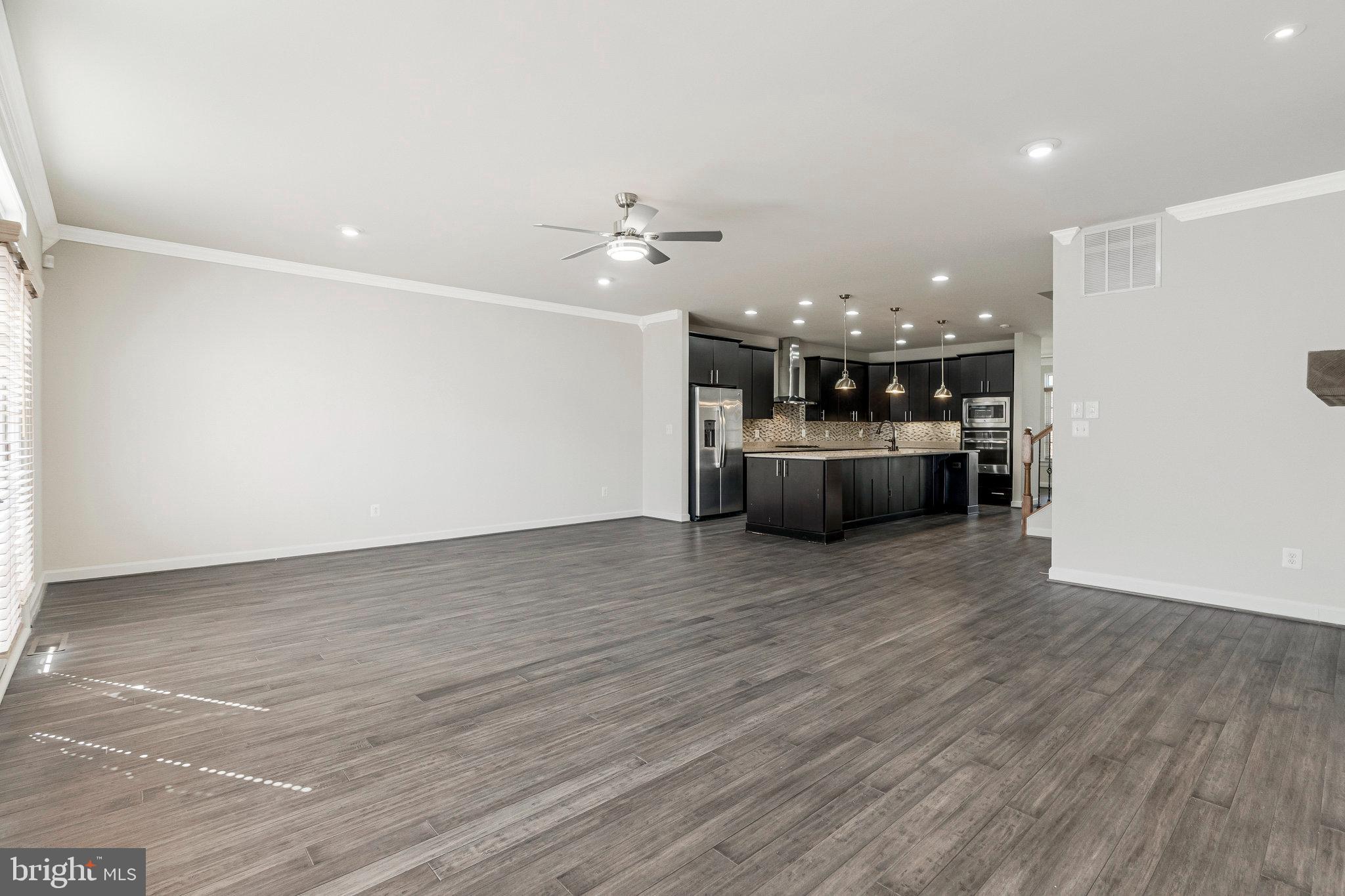 STONEGATE - Residential