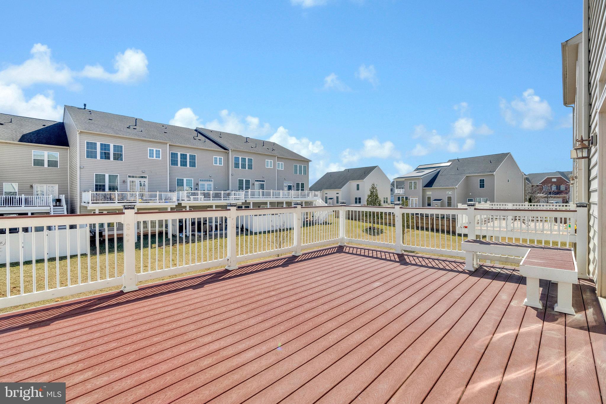 STONEGATE - Residential