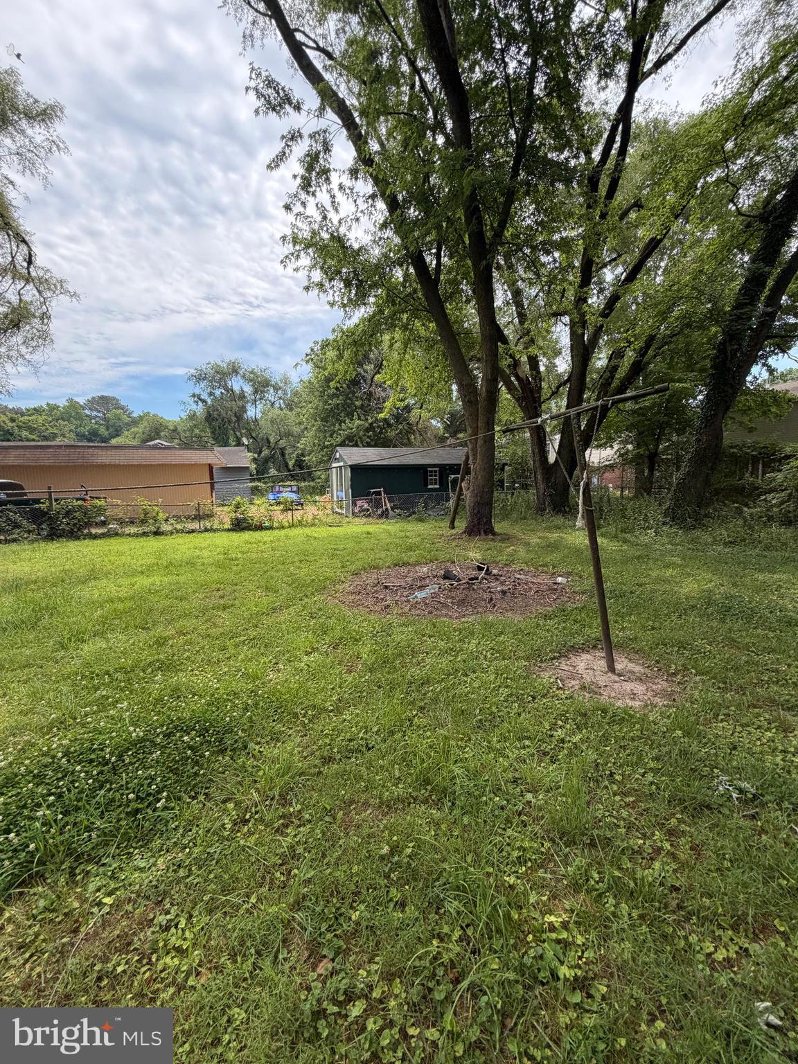 MANOKIN GLEN - Residential