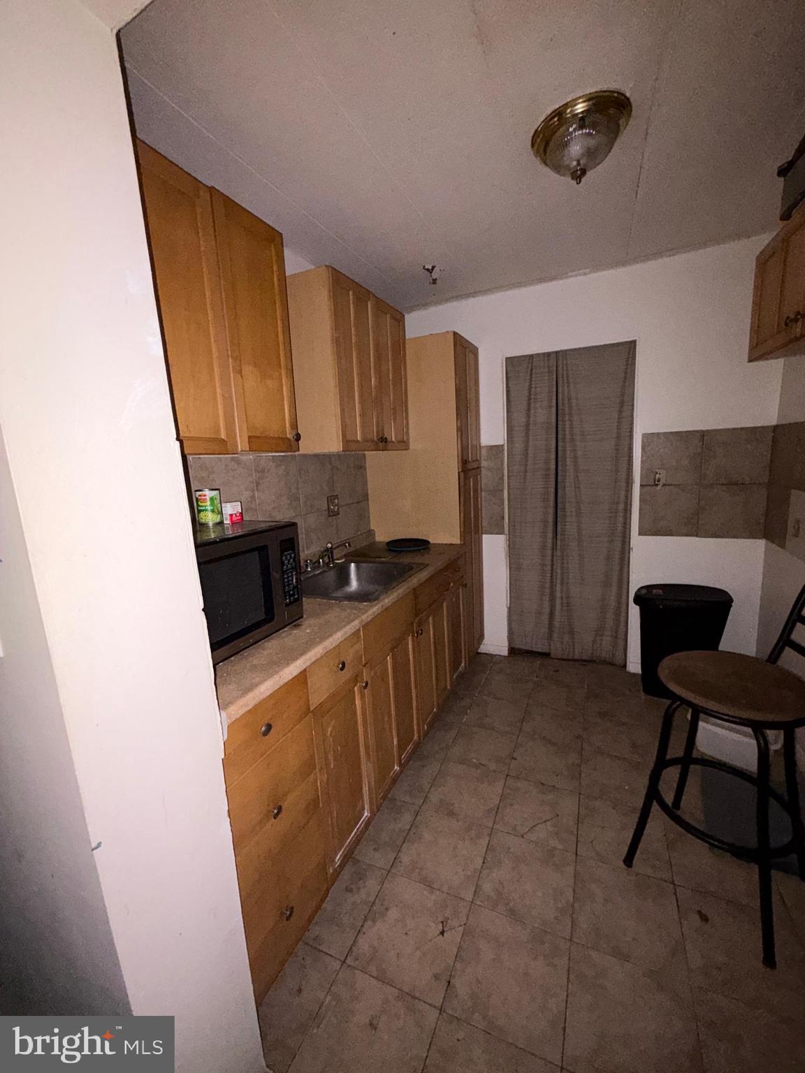 MANOKIN GLEN - Residential