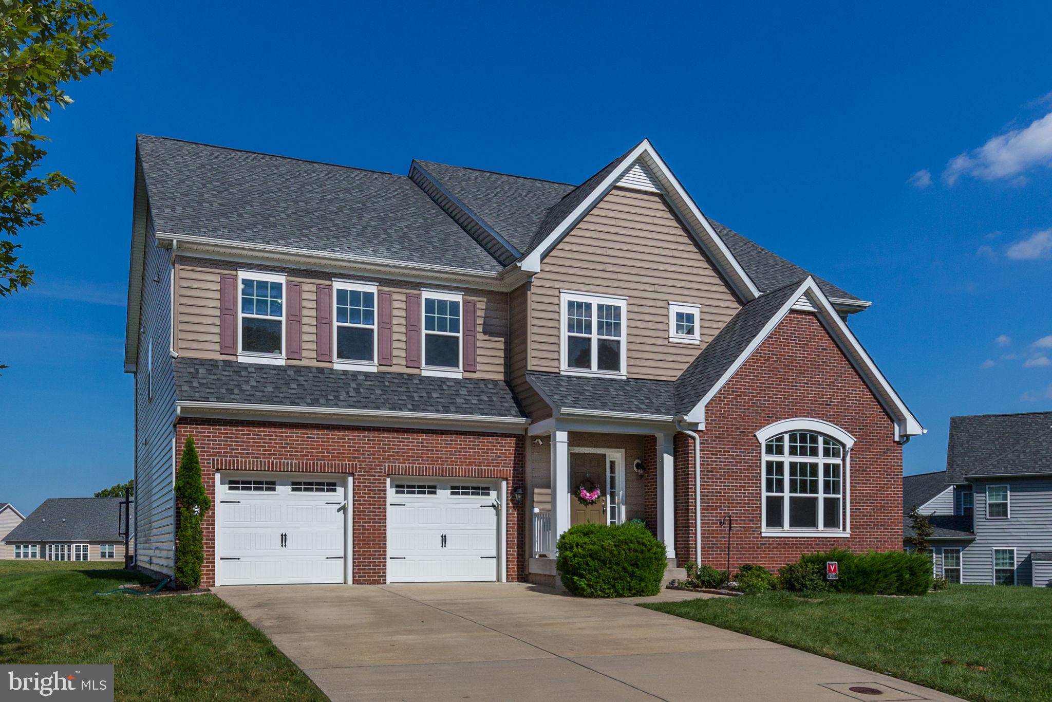 CENTENNIAL OVERLOOK - Residential