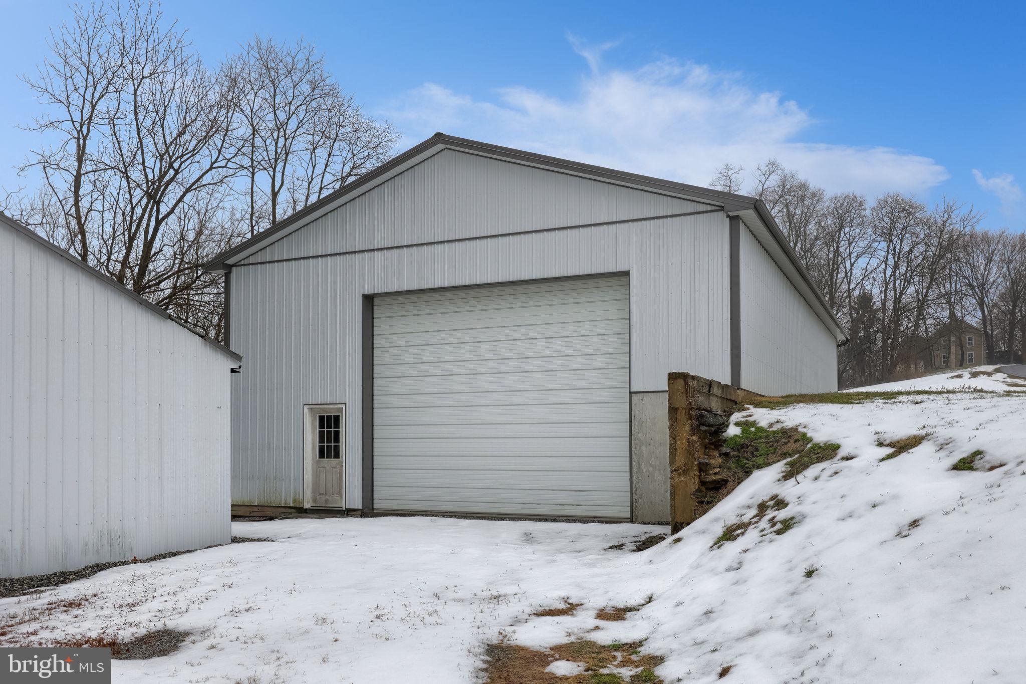 NEW DANVILLE - Farm