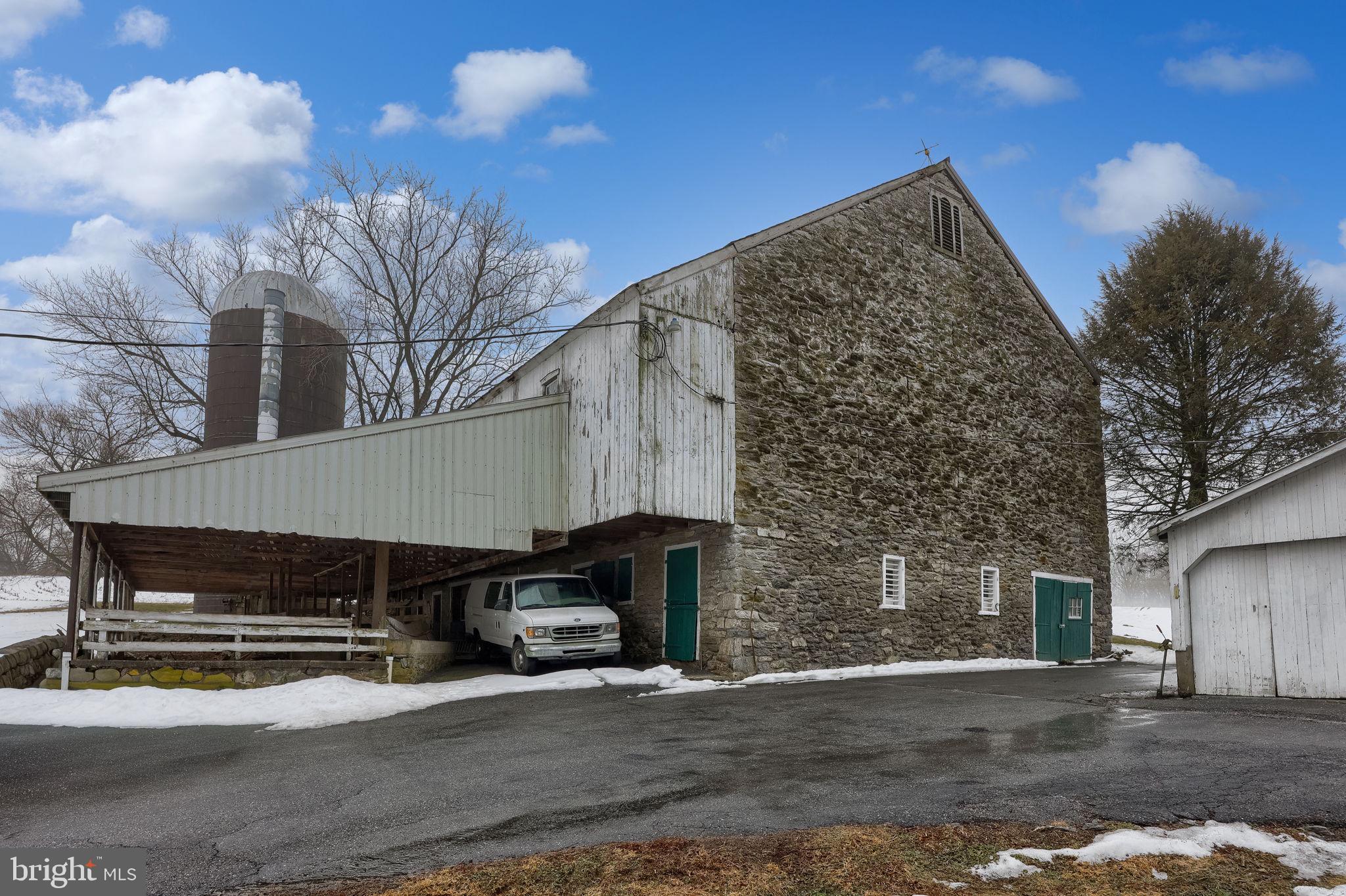 NEW DANVILLE - Farm