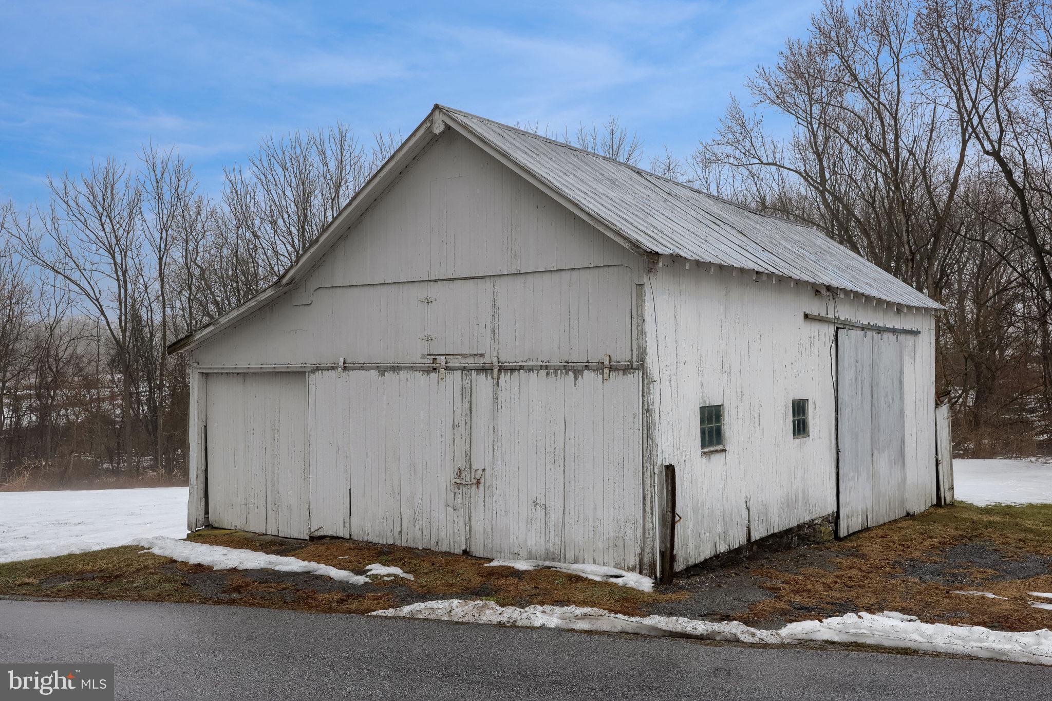 NEW DANVILLE - Farm