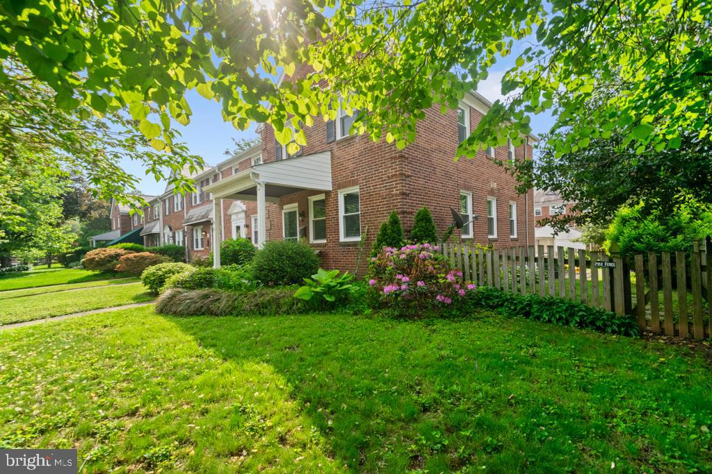 RODGERS FORGE - Residential Lease