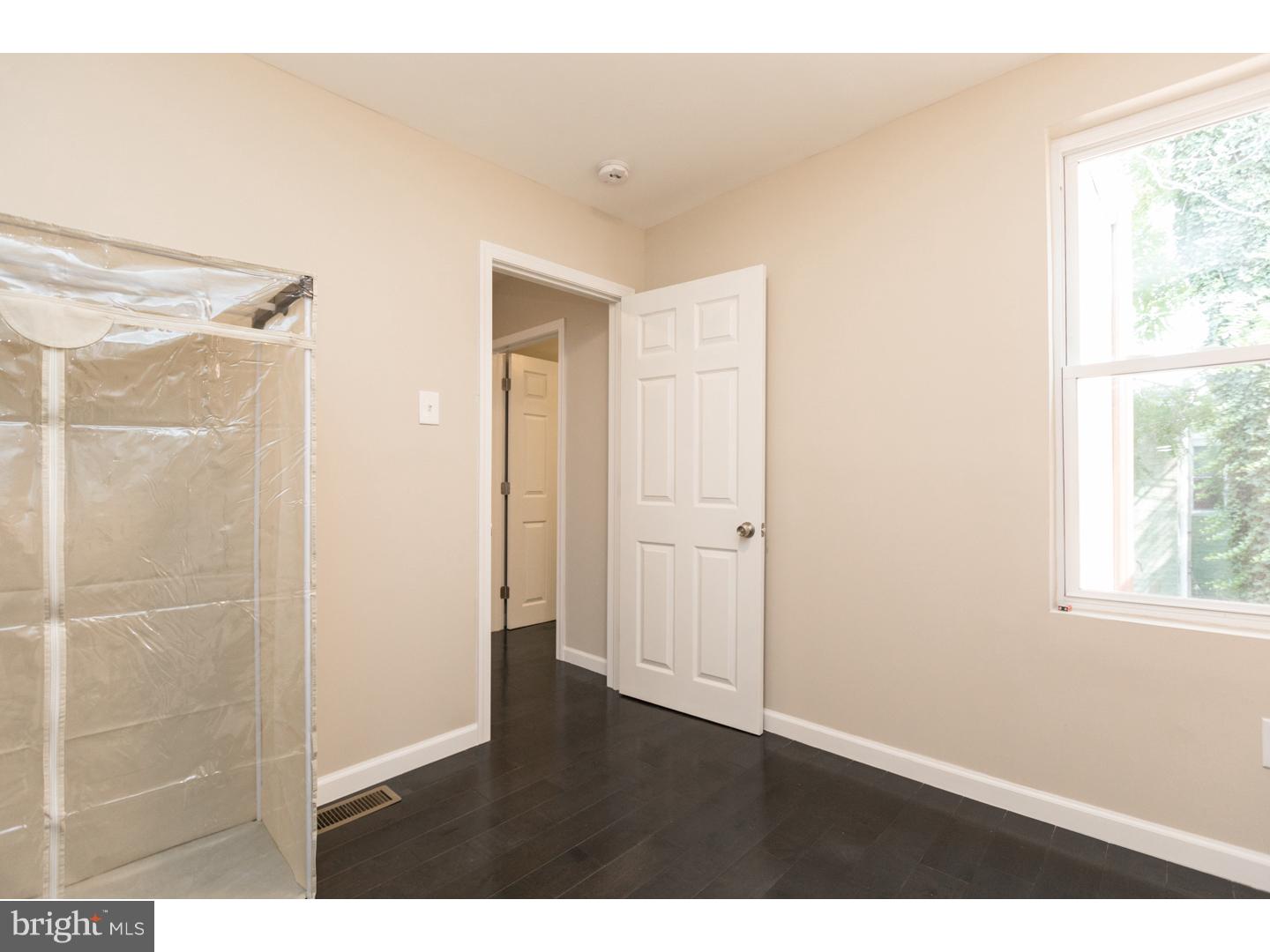 POINT BREEZE - Residential