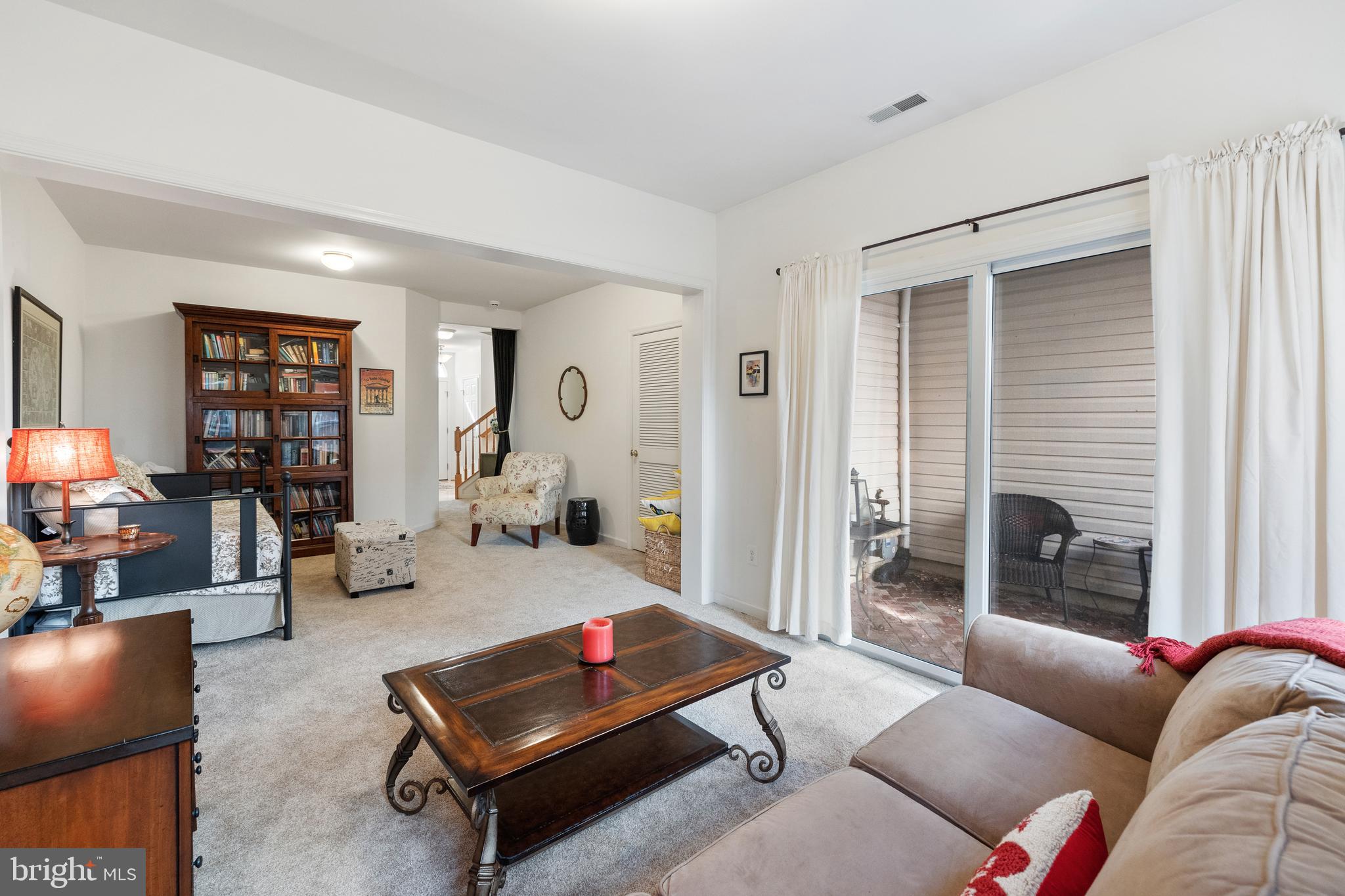 CAMERON STATION - Residential