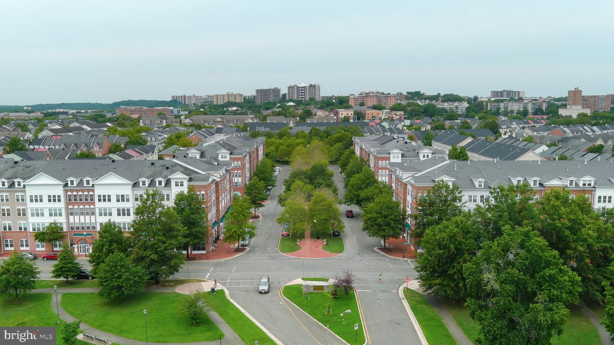 CAMERON STATION - Residential