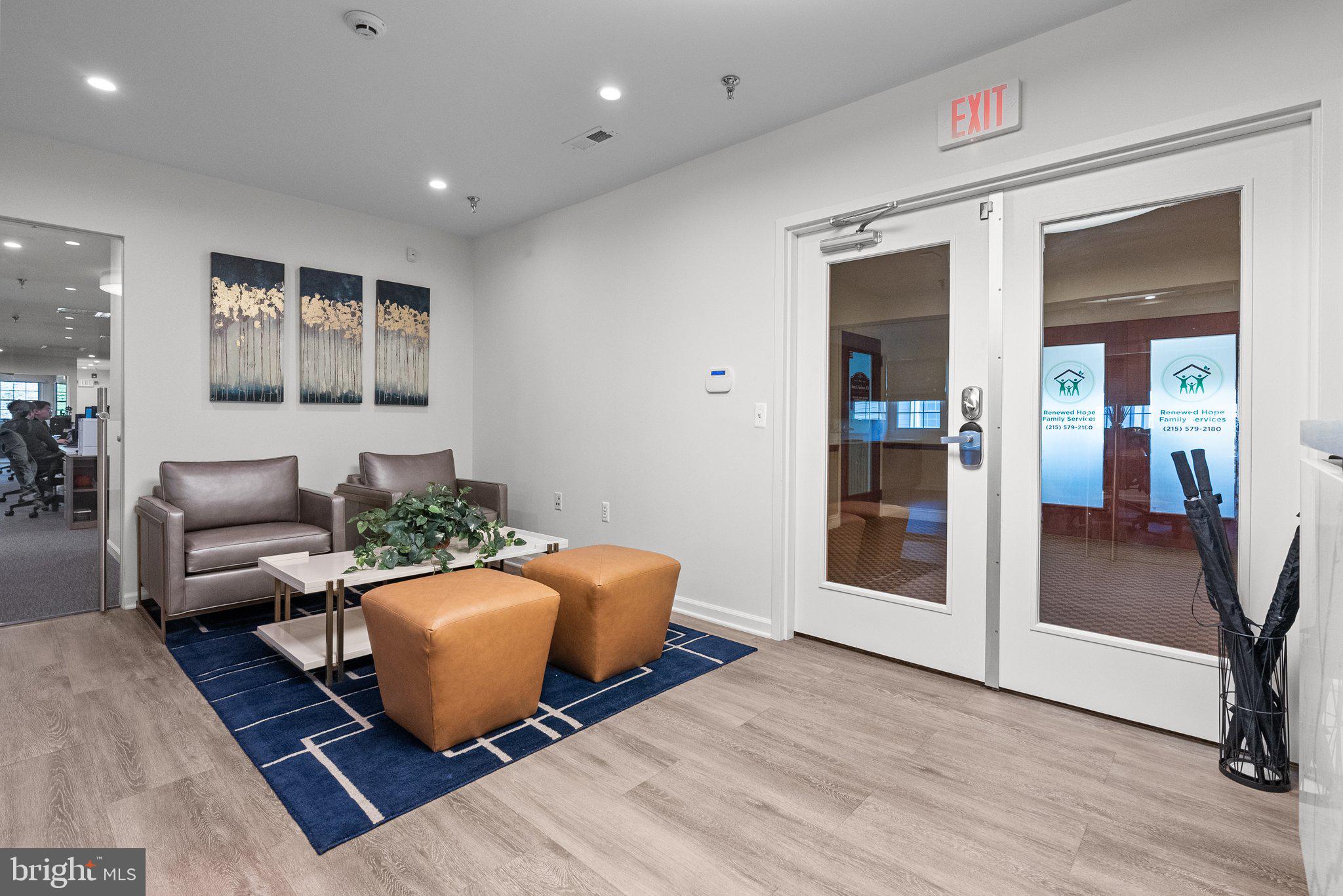 NEWTOWN BUSINESS COM - Commercial Sale