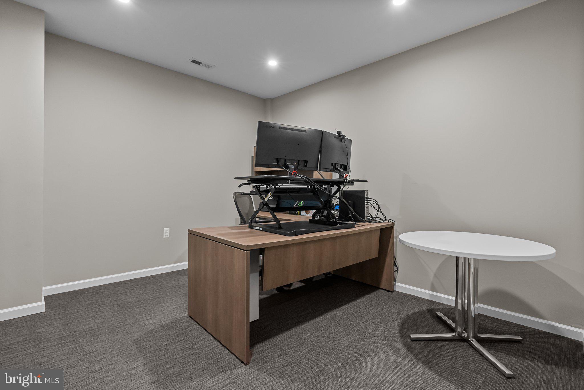 NEWTOWN BUSINESS COM - Commercial Sale