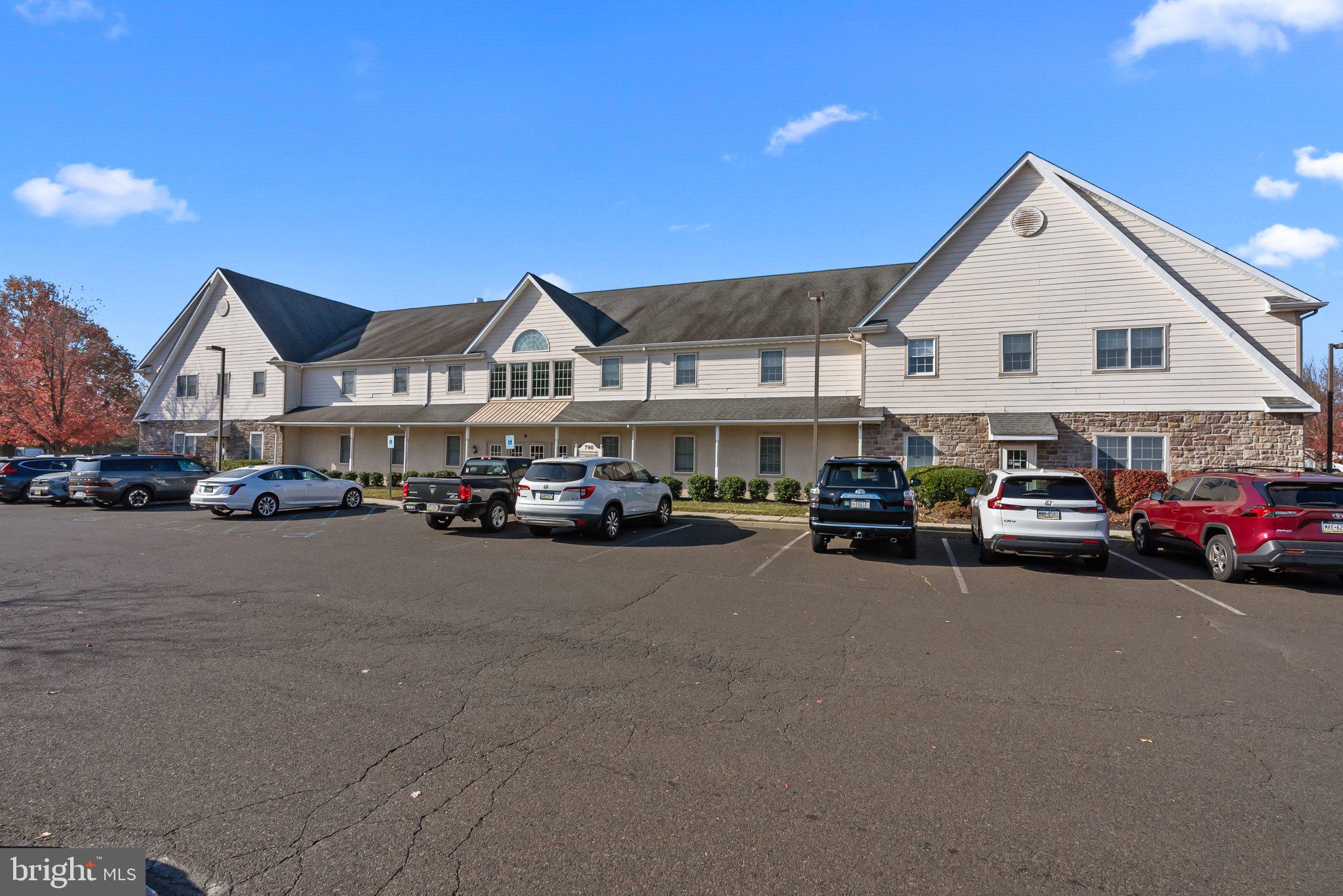 NEWTOWN BUSINESS COM - Commercial Sale