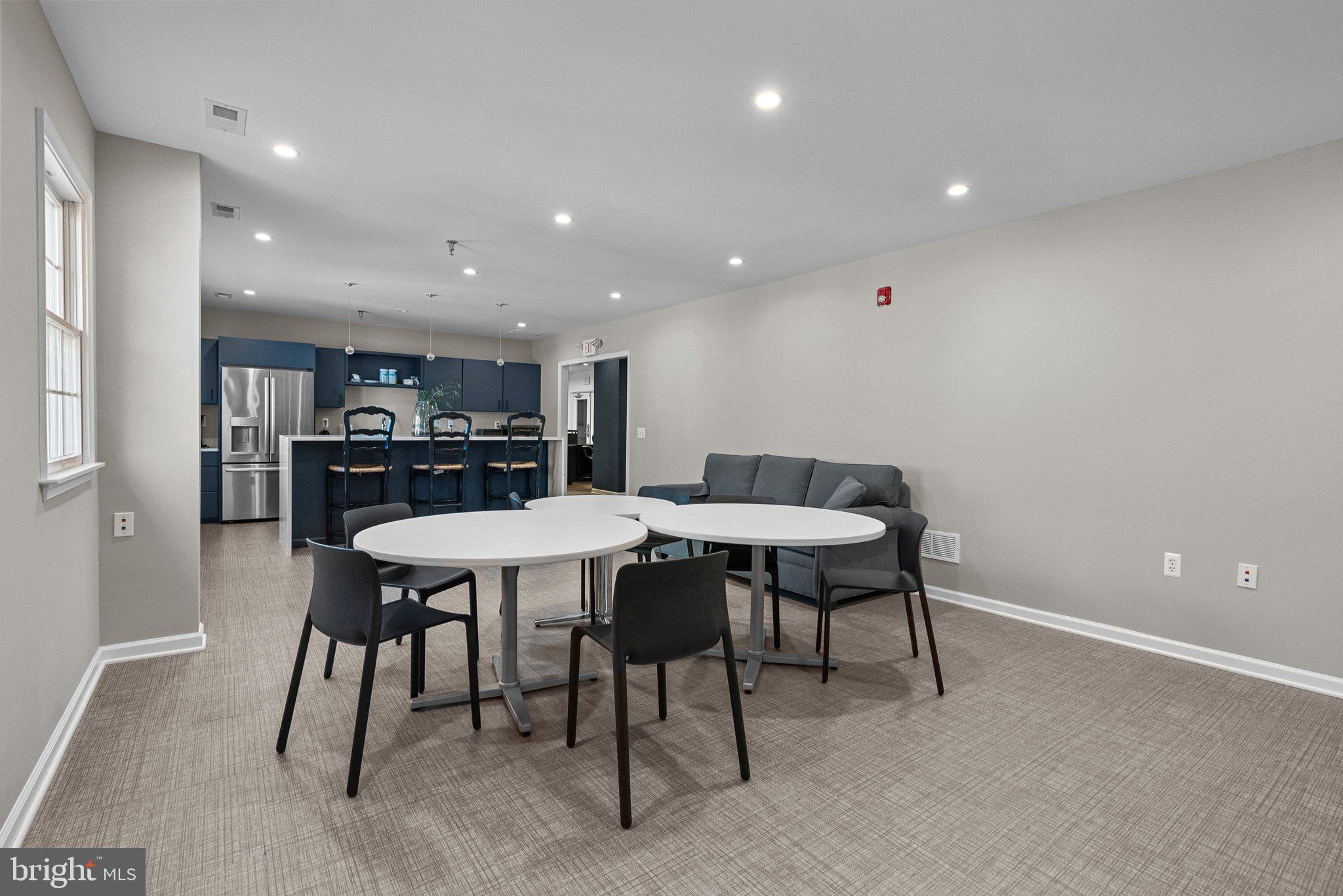 NEWTOWN BUSINESS COM - Commercial Sale