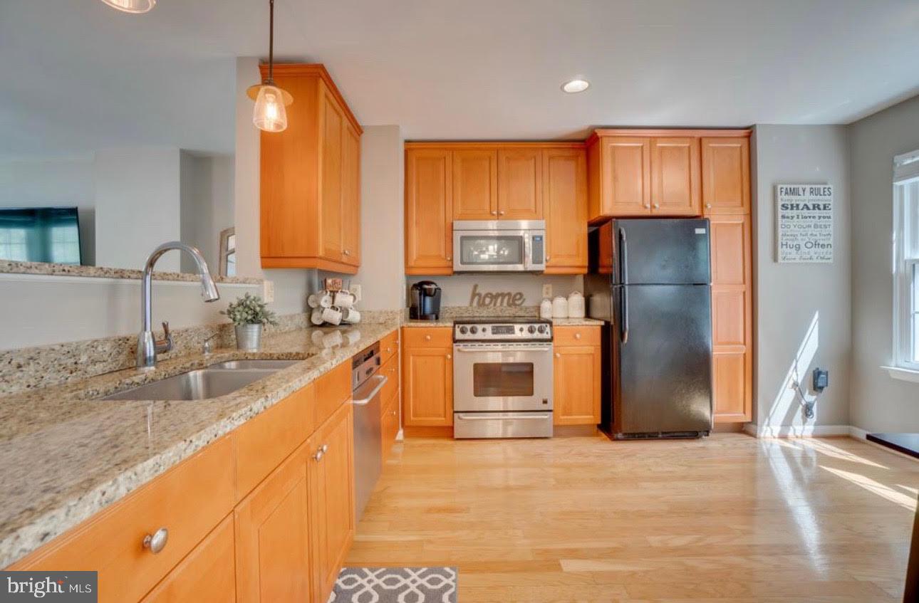 MONTCLAIR - Residential Lease