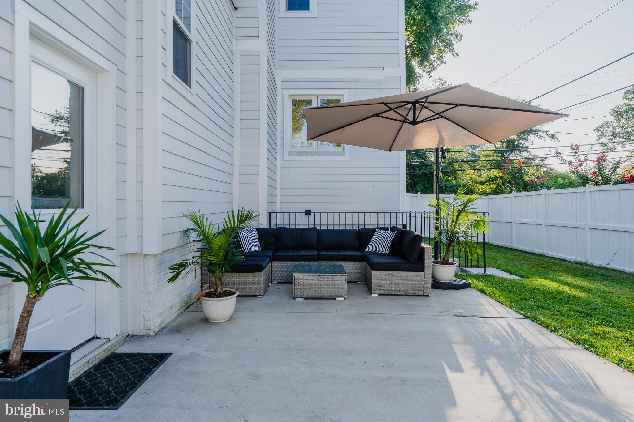 LEEWAY GARDENS - Residential