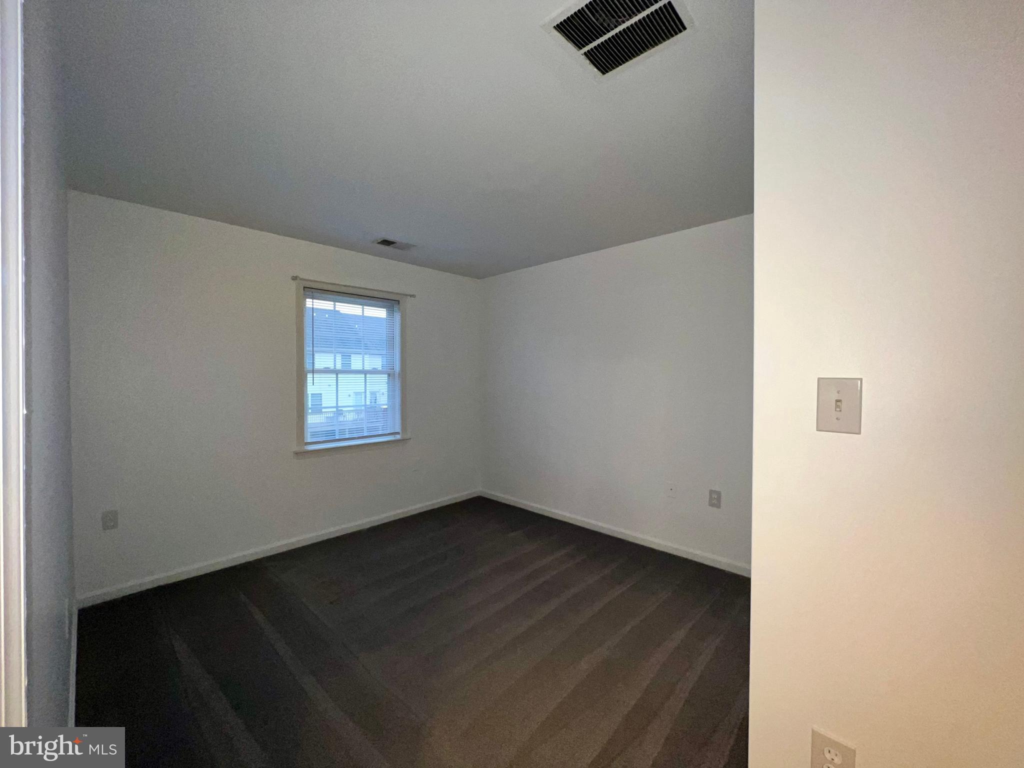 HAMMONDS MILL - Residential Lease
